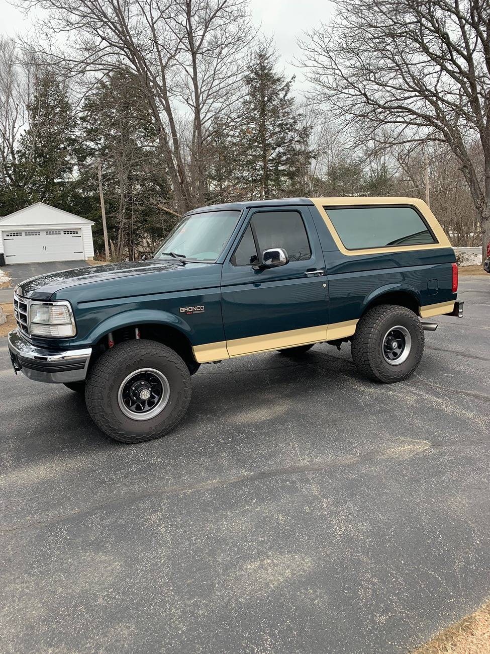 Ford Ranger What's in the garage besides your Ranger 431252750_425010060052286_3392342411992845492_n