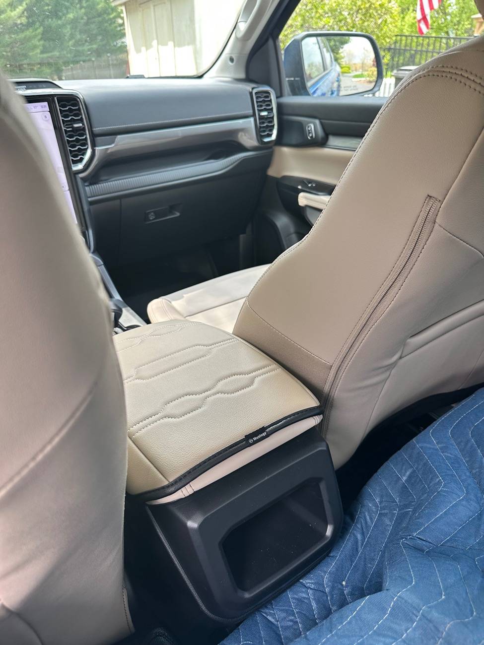 Ford Ranger Muslogy Center Console Cover IMG_7008
