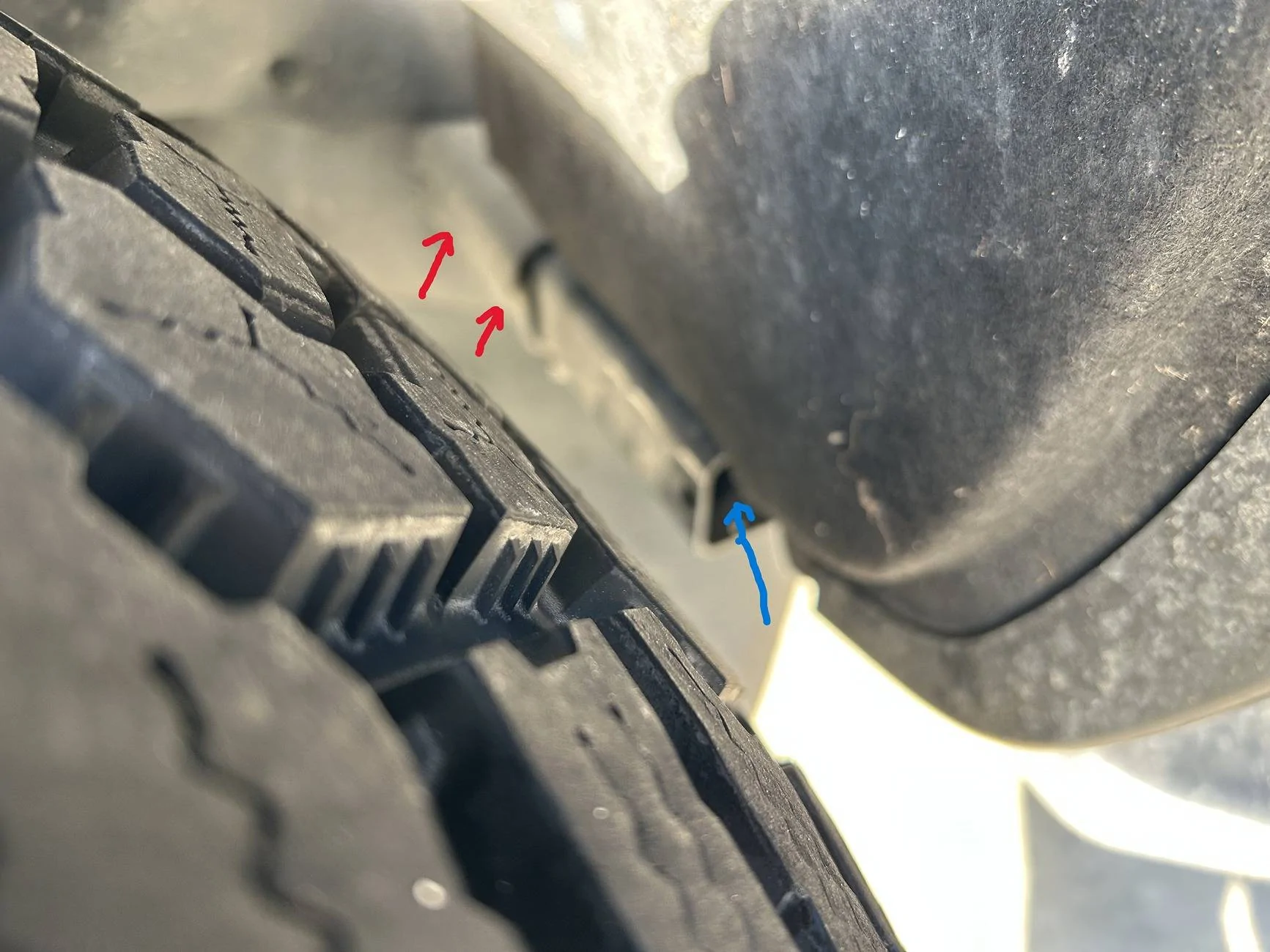 Ford Ranger New 285/70/17 on 3.5 lift rubbing issues. 2020 xl backedited