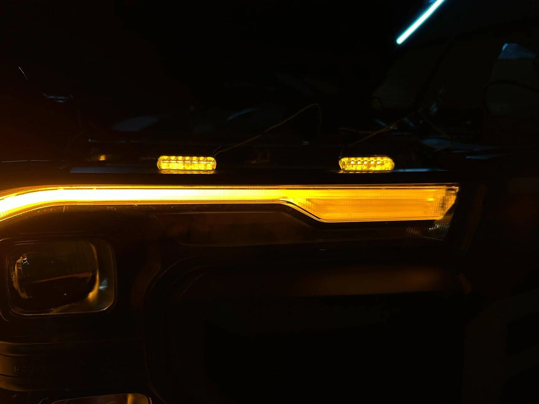 Ford Ranger How Signature Lux's Amber Grille Light Looks Next to the Lava DRL + Special Offer 1746439133773-9t