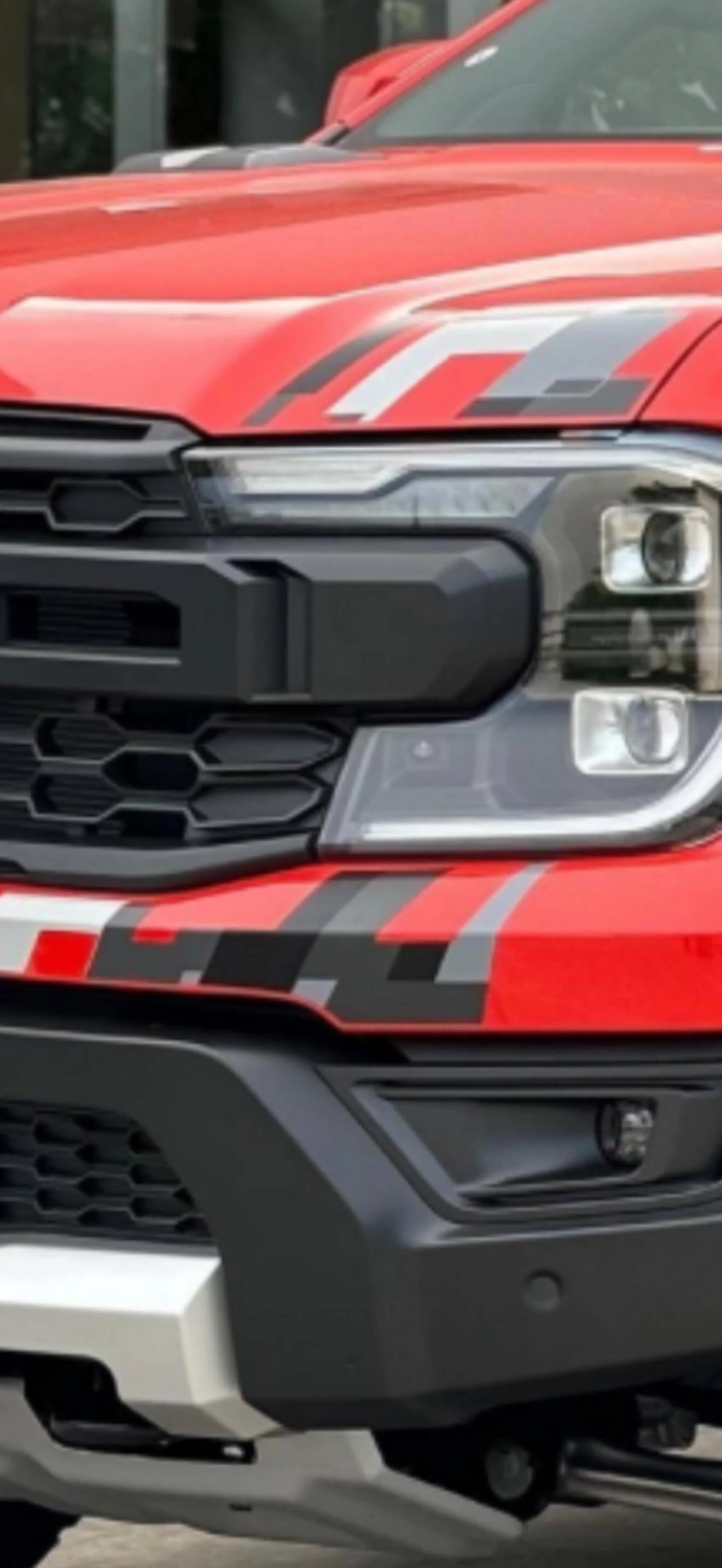 Ford Ranger Ranger raptor front missing decal IMG_6019