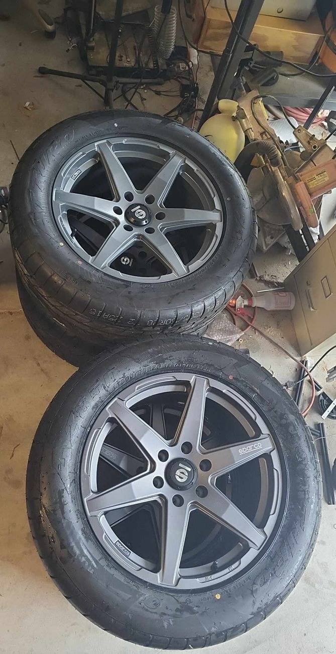 Ford Ranger Big wheels Street tires received_1137488174816586