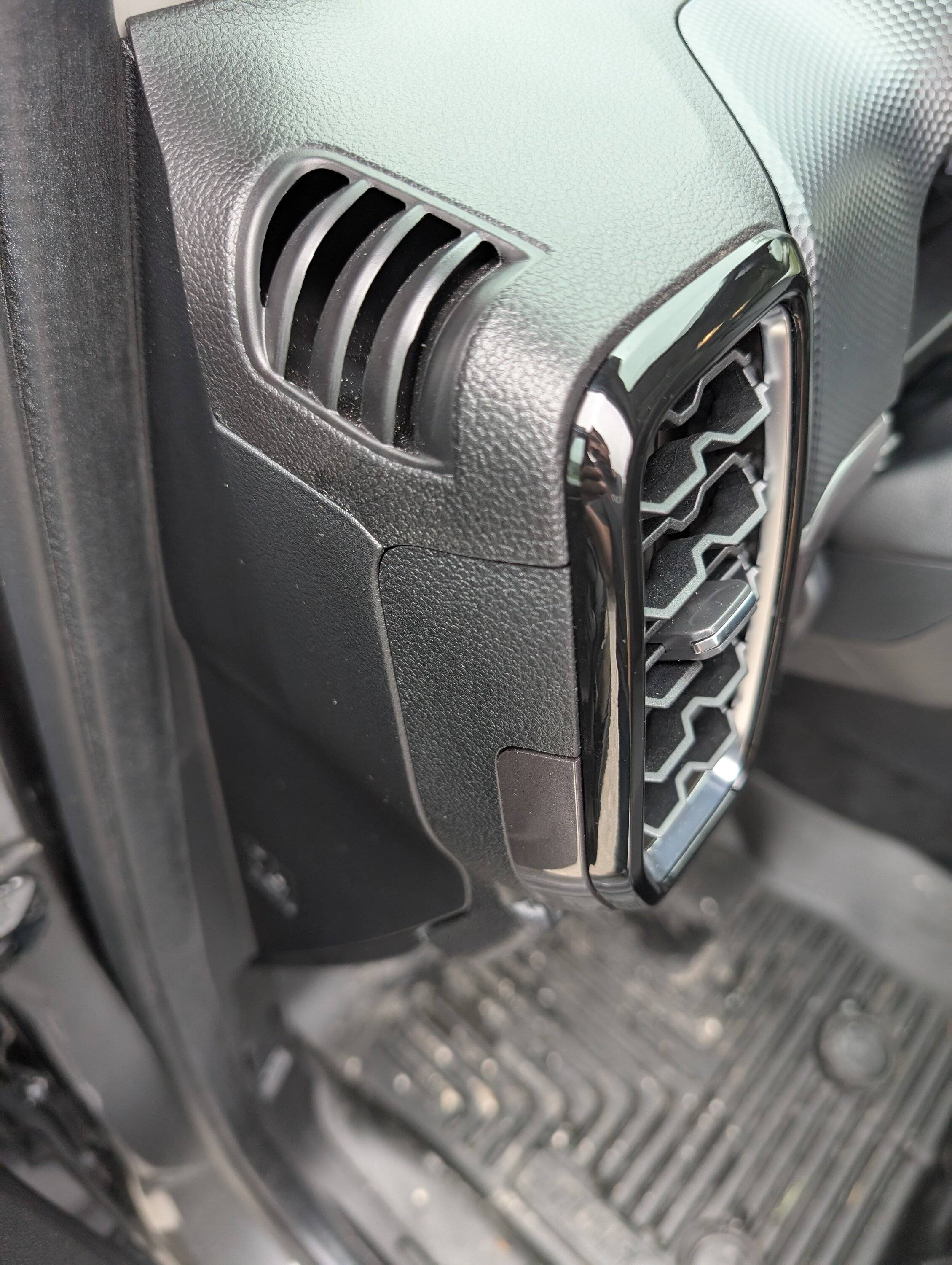 Ford Ranger Dashboard near vent trim not seated properly PXL_20250510_192528278