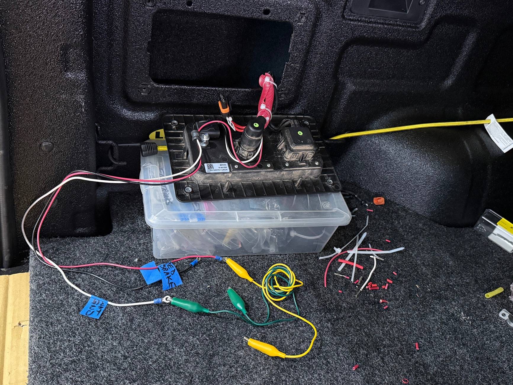 Ford Ranger Plan to install a Leer Harness 300200 for my third brake light, I have a 12 volt power question IMG_0577