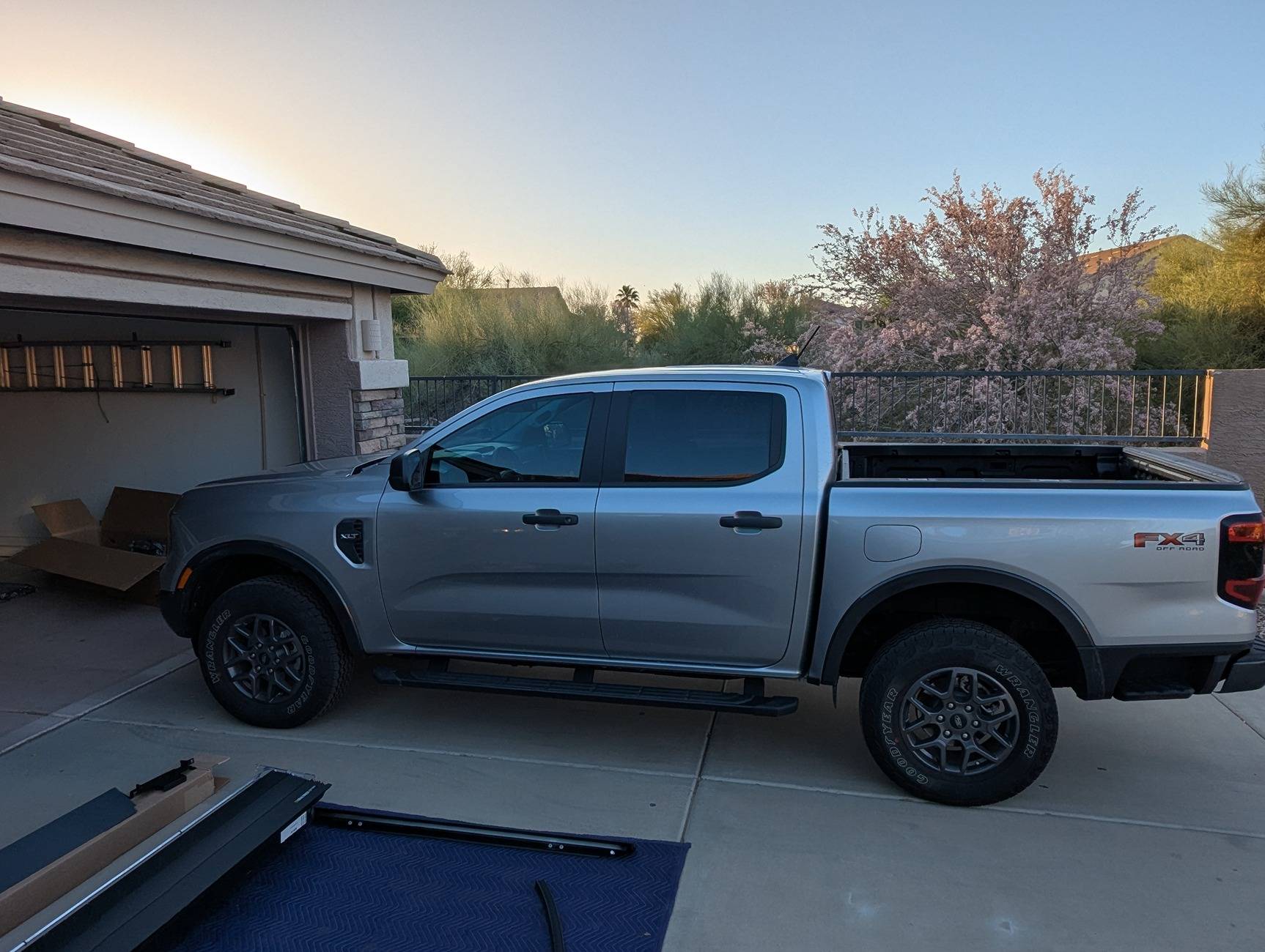 Ford Ranger Starting my build - installing RetraxPro XR Tonneau cover and Kuat Ibex bed rack Ranger before1