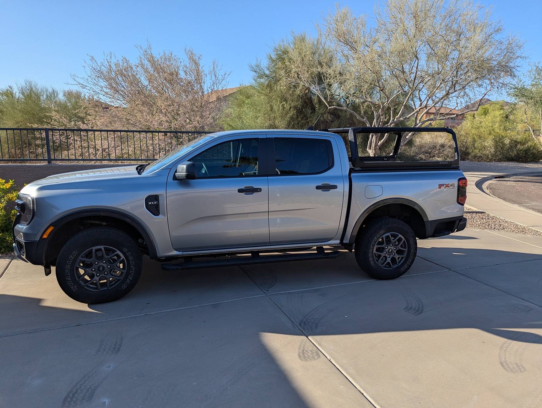 Ford Ranger Starting my build - installing RetraxPro XR Tonneau cover and Kuat Ibex bed rack Ibex Drive Side full view