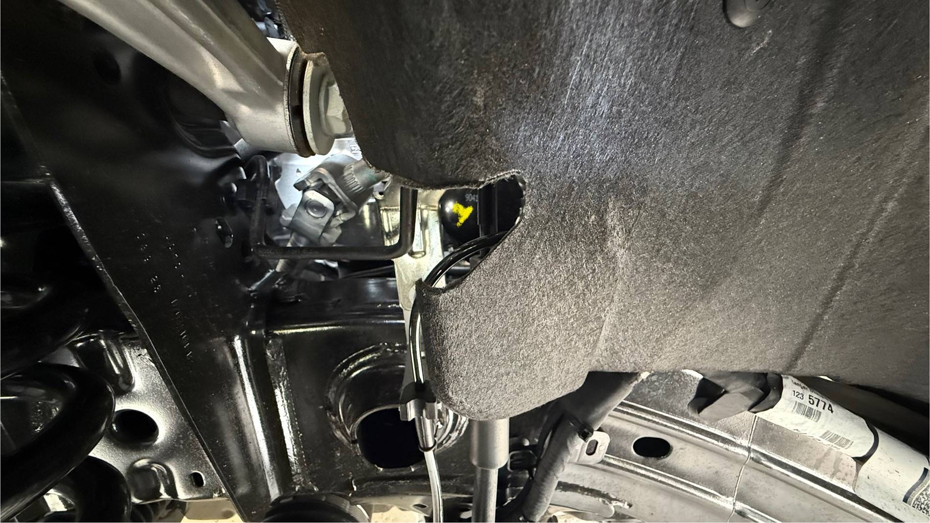 Ford Ranger 2025 2.3L engine oil filter access IMG_9992
