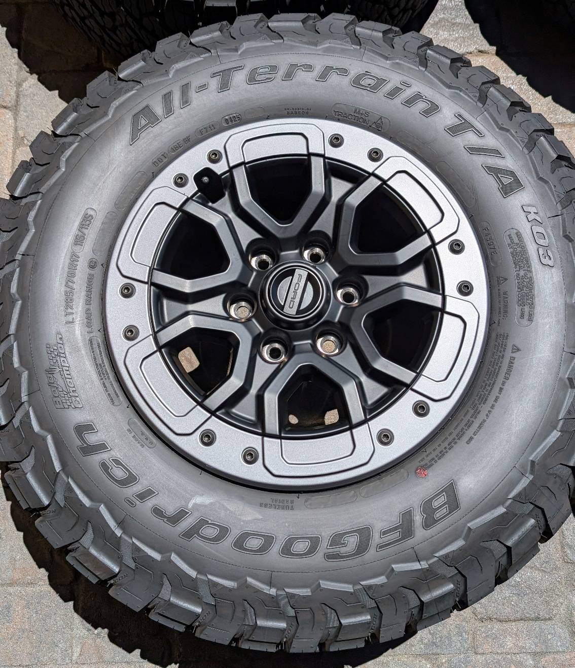 Ford Ranger SF Bay Area:  RR OEM Beadlock Capable Wheels, K03 Tires (plus Spare tire) and TPMS Sensors PXL_20250617_183957161.MP