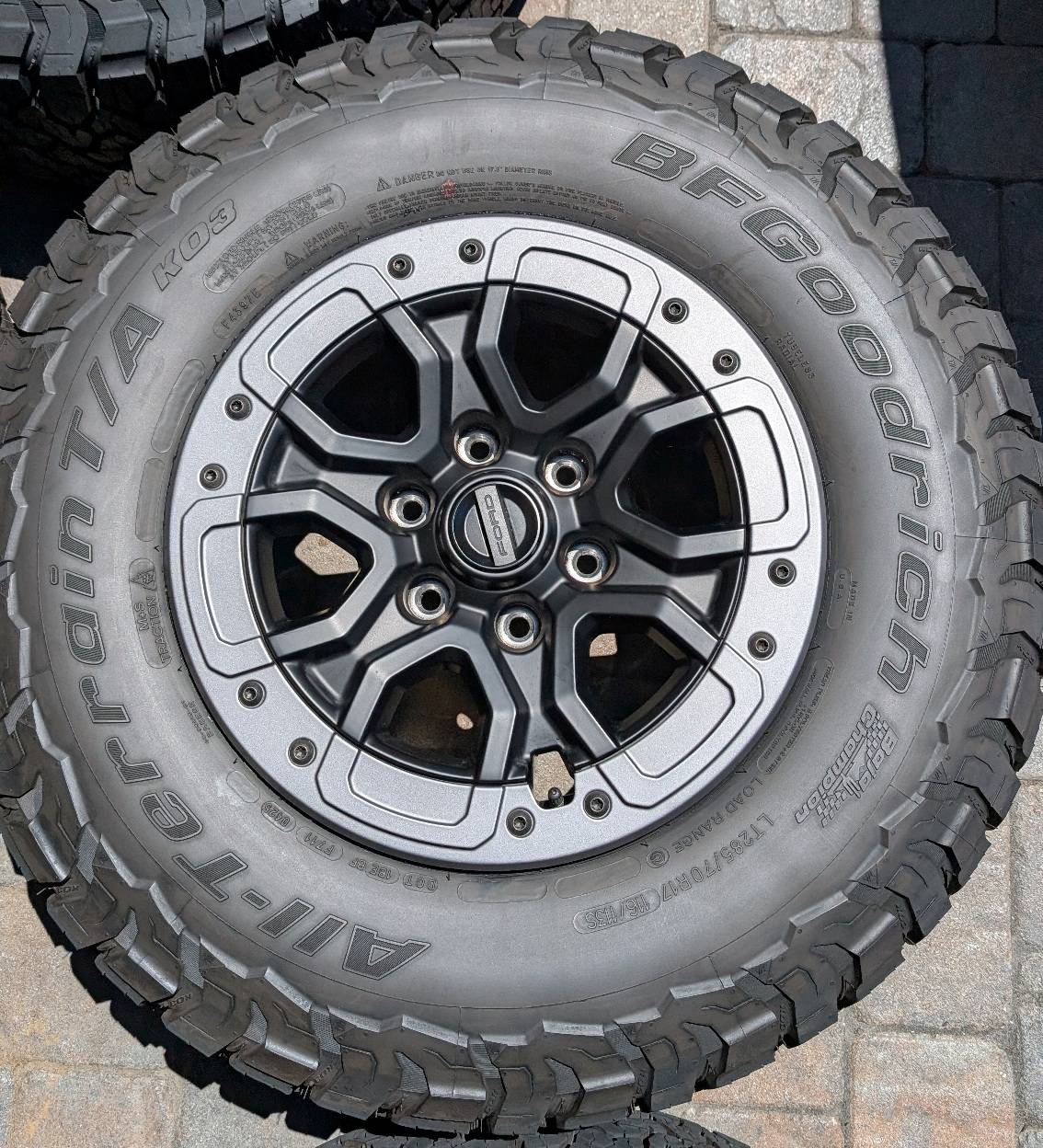 Ford Ranger SF Bay Area:  RR OEM Beadlock Capable Wheels, K03 Tires (plus Spare tire) and TPMS Sensors PXL_20250617_184017747.MP