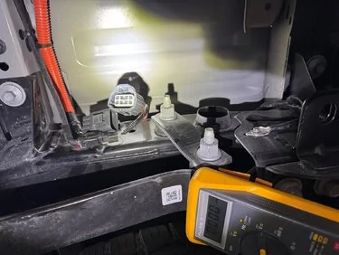 Ford Ranger Adding 12v to Ranger STX Bed? 64725-ffaef74772581a60dd768d28cc4e0f82