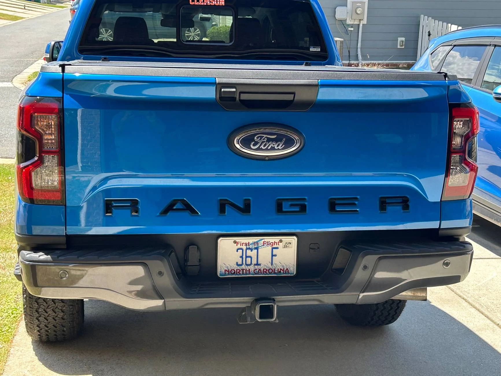 Ford Ranger Looking for Blue Rangers photos with tailgate Letters IMG_9902