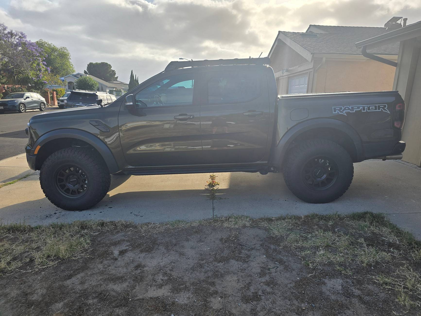 Ford Ranger Anyone install Rocky Road rock rails for Ranger Raptor? 20250621_180432