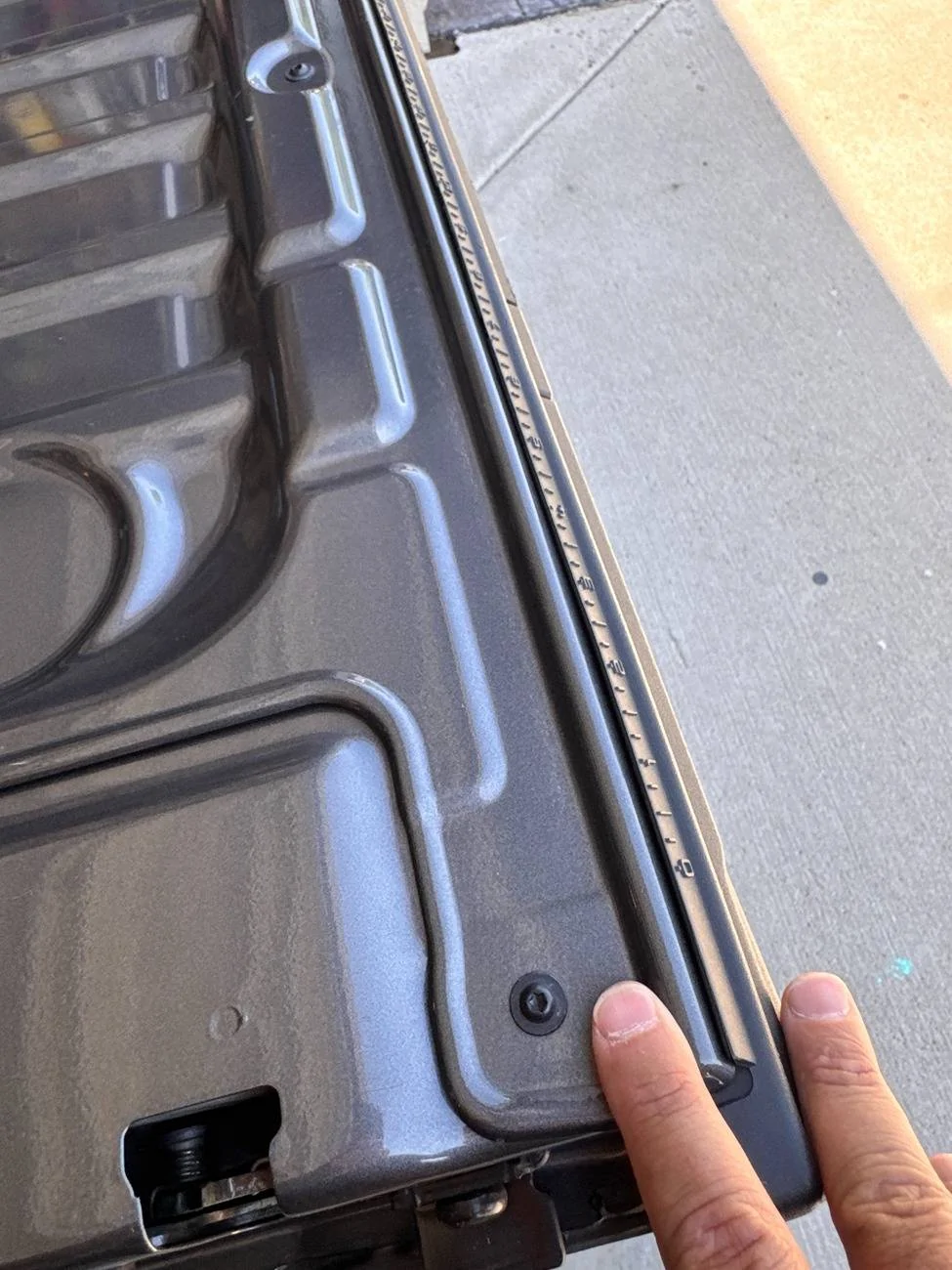 Ford Ranger 2024 Tailgate Cap Replacement A03C0B02-8C21-4285-984A-EA885B978285