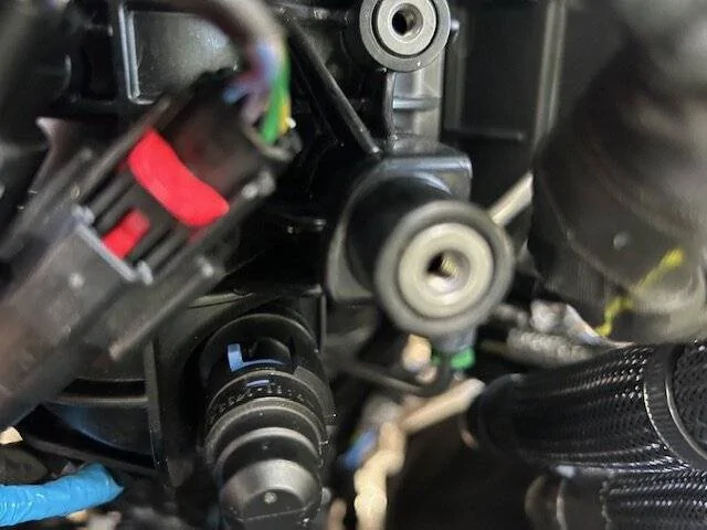 Ford Ranger Where should these lines connect in engine bay? Raptor Engine Vacumn line close up 3 of 3