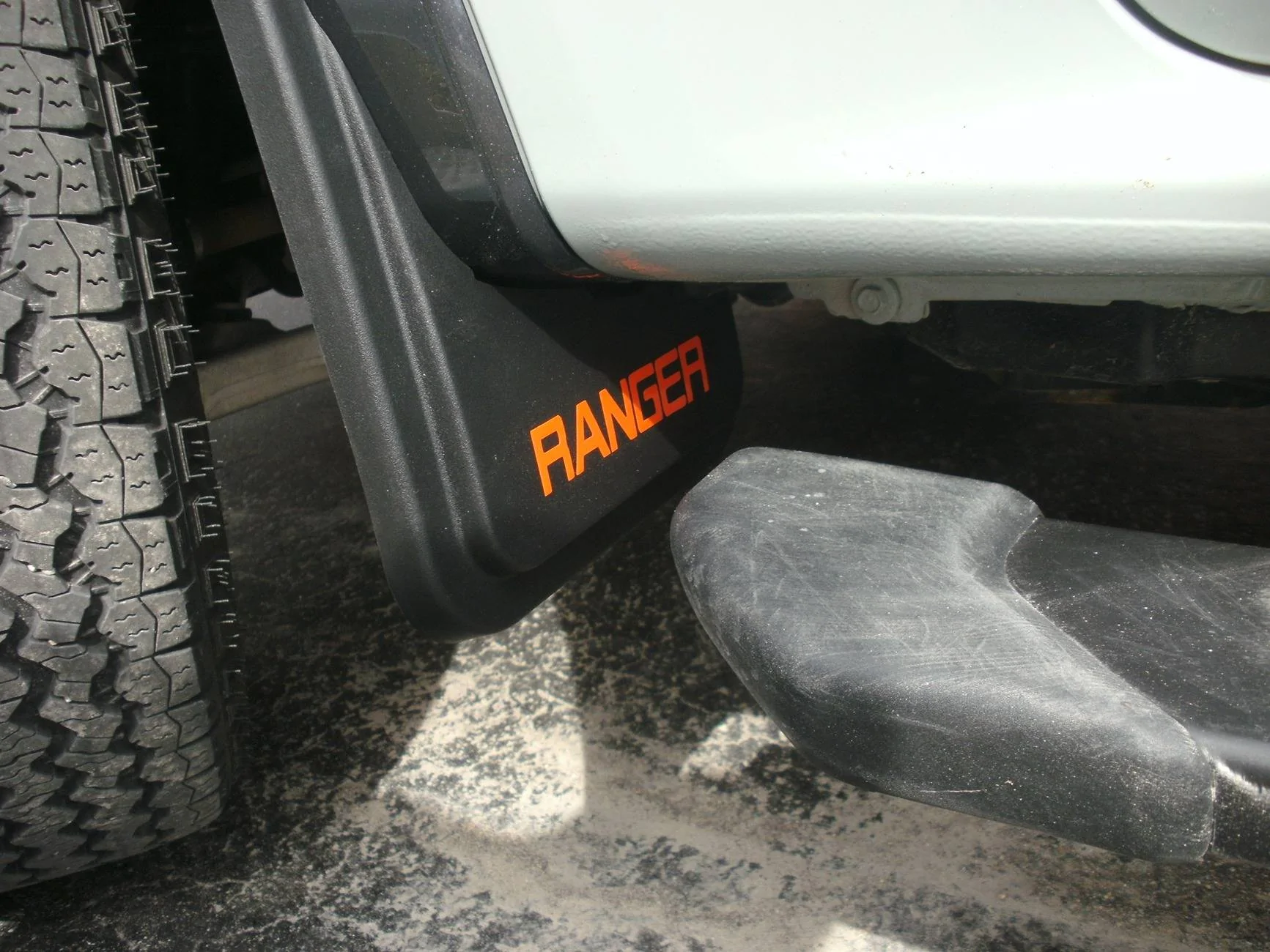Ford Ranger Need advice for 2025 Ranger Lariat mud flaps MF Front Drv sid