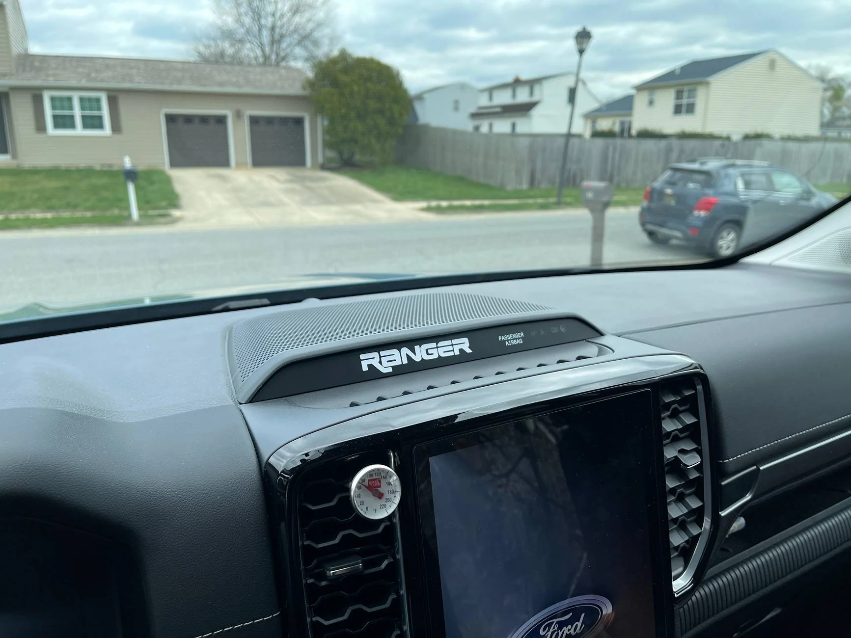 Ford Ranger Ideas for the center dashboard area? IMG_5868