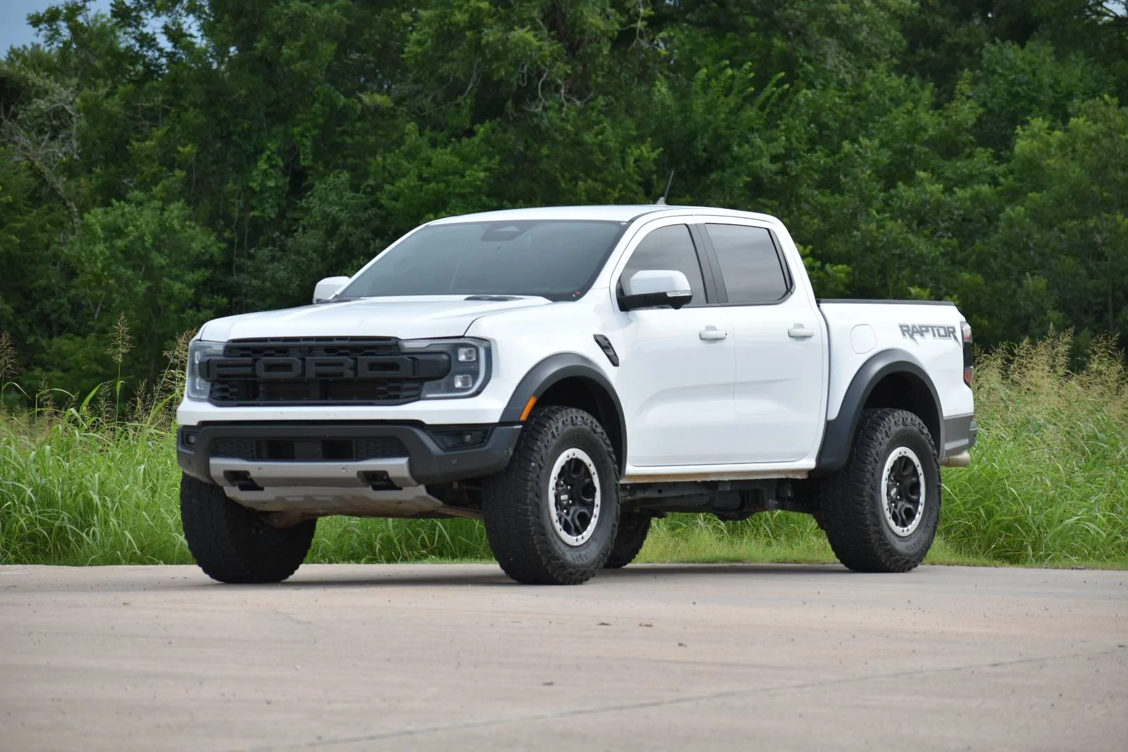 Ford Ranger RAPTOR STEP HARDWARE SIZE QUESTION (answered) JMY_0109