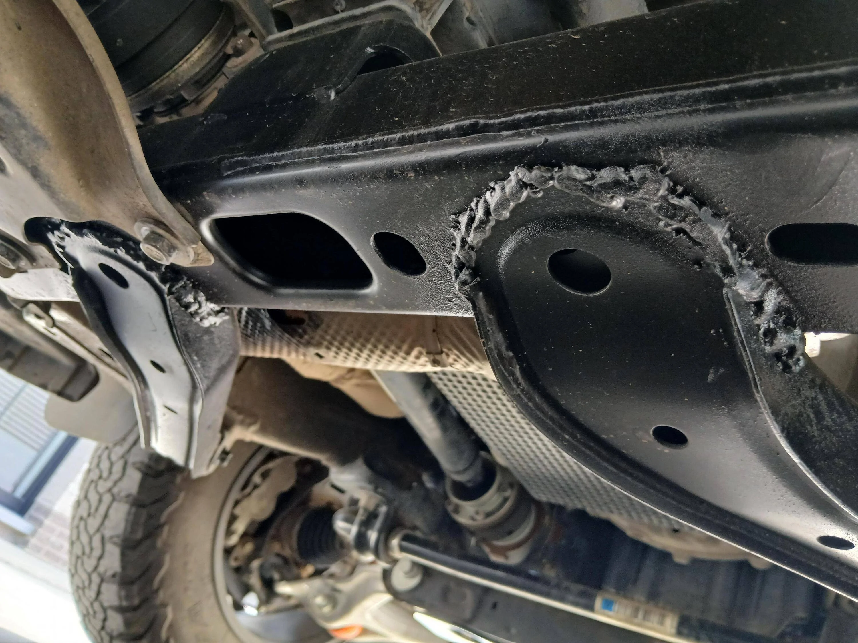 Ford Ranger Want to see some gore? uIxgChn