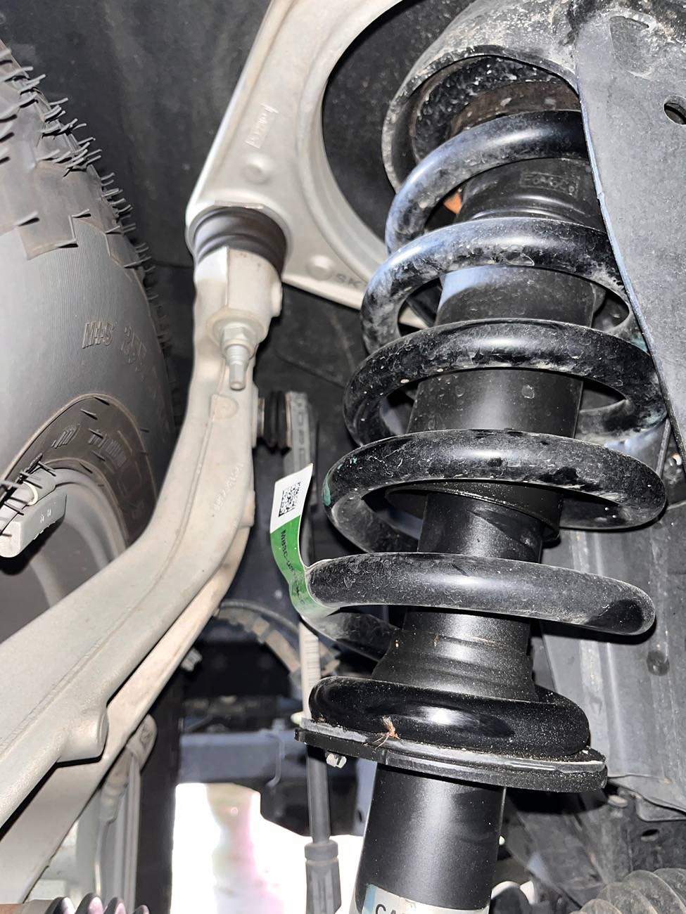 Ford Ranger 24 fx4 blown strut IMG_4372