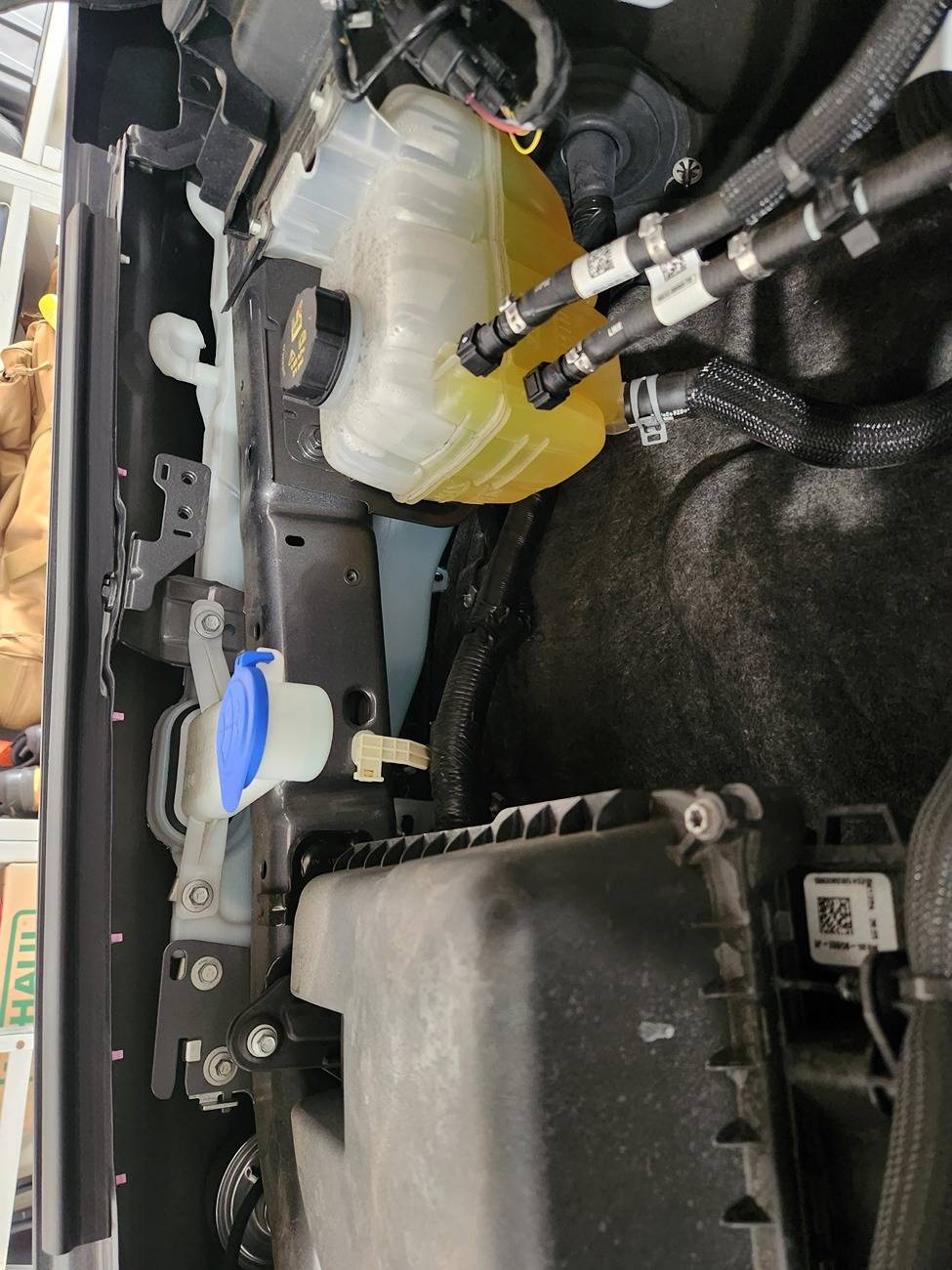 Ford Ranger 2024 Ranger under hood air compressor mount 20250712_104202