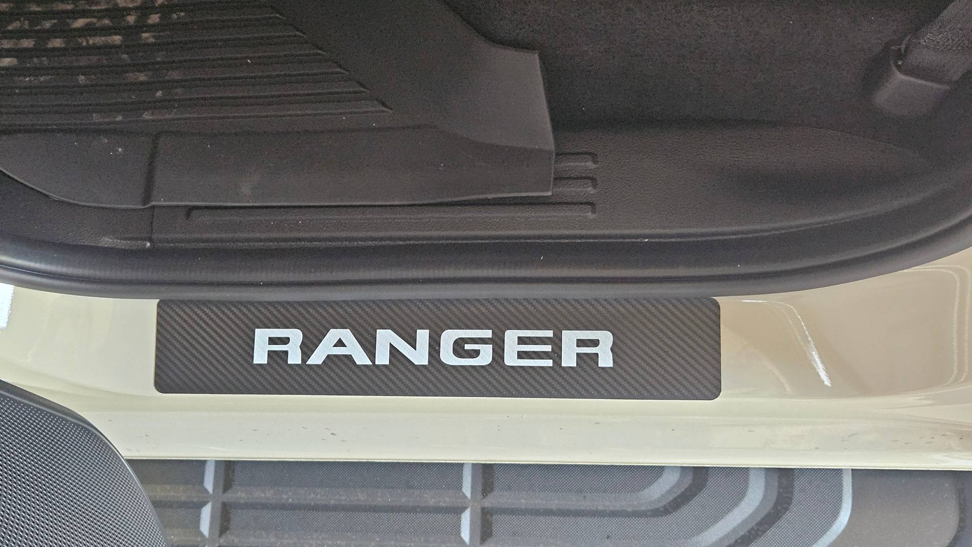 Ford Ranger What did you DO TO your 6G Ranger today? 🧰 🛠️ ⚙️ 🧽 rearsill