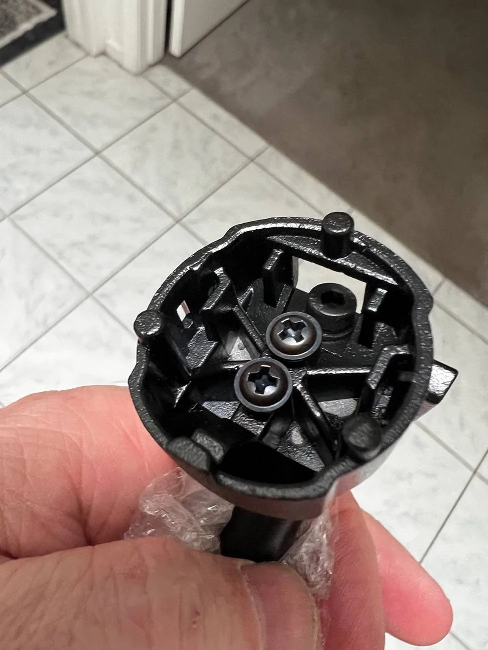 Ford Ranger Question to Wolfbox dash cam installers  who used Mirror Bracket Mount #48 IMG_3476