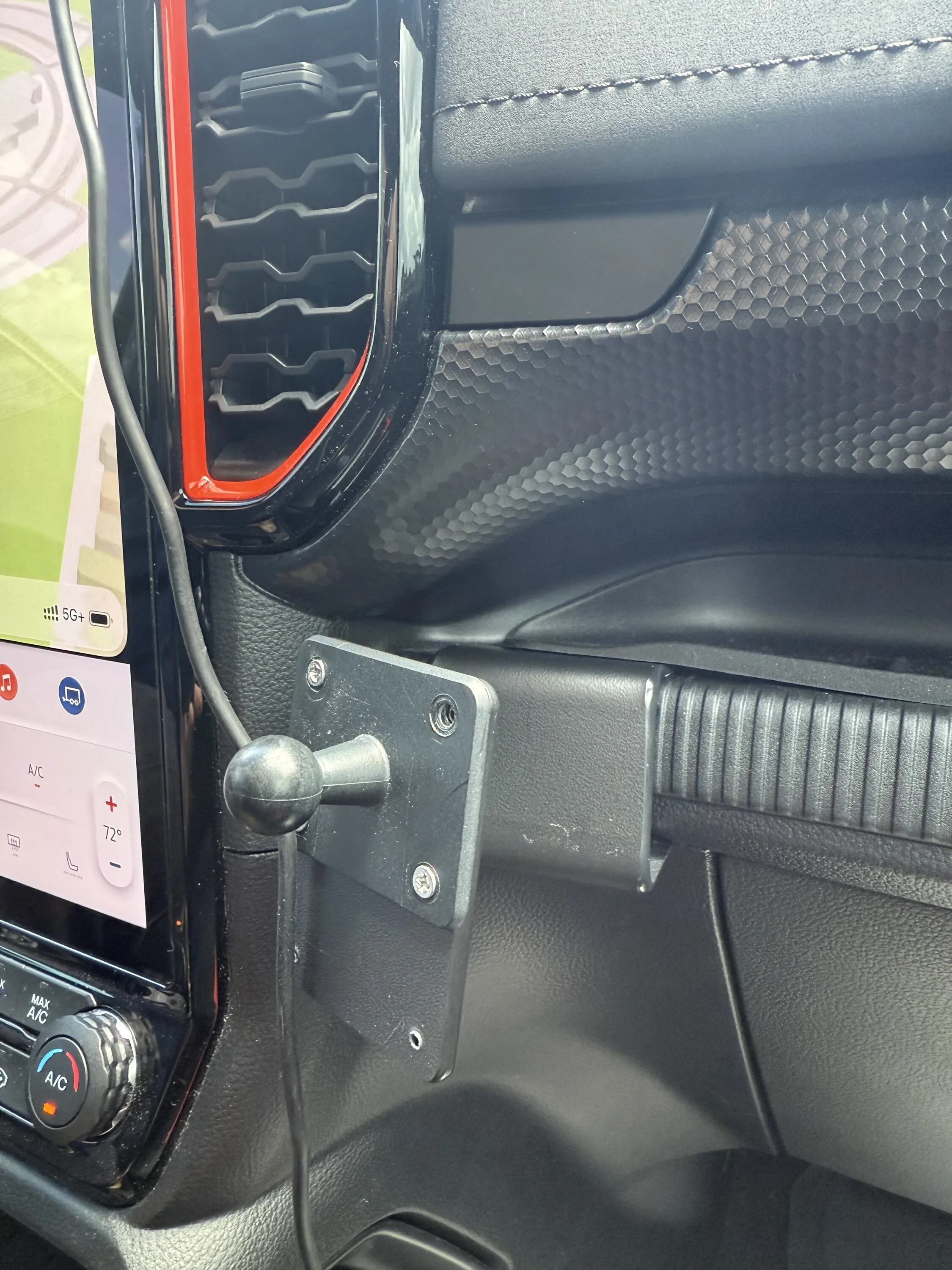Ford Ranger ProClip Ford Ranger Angled Dash Mount 24+ IMG_6734