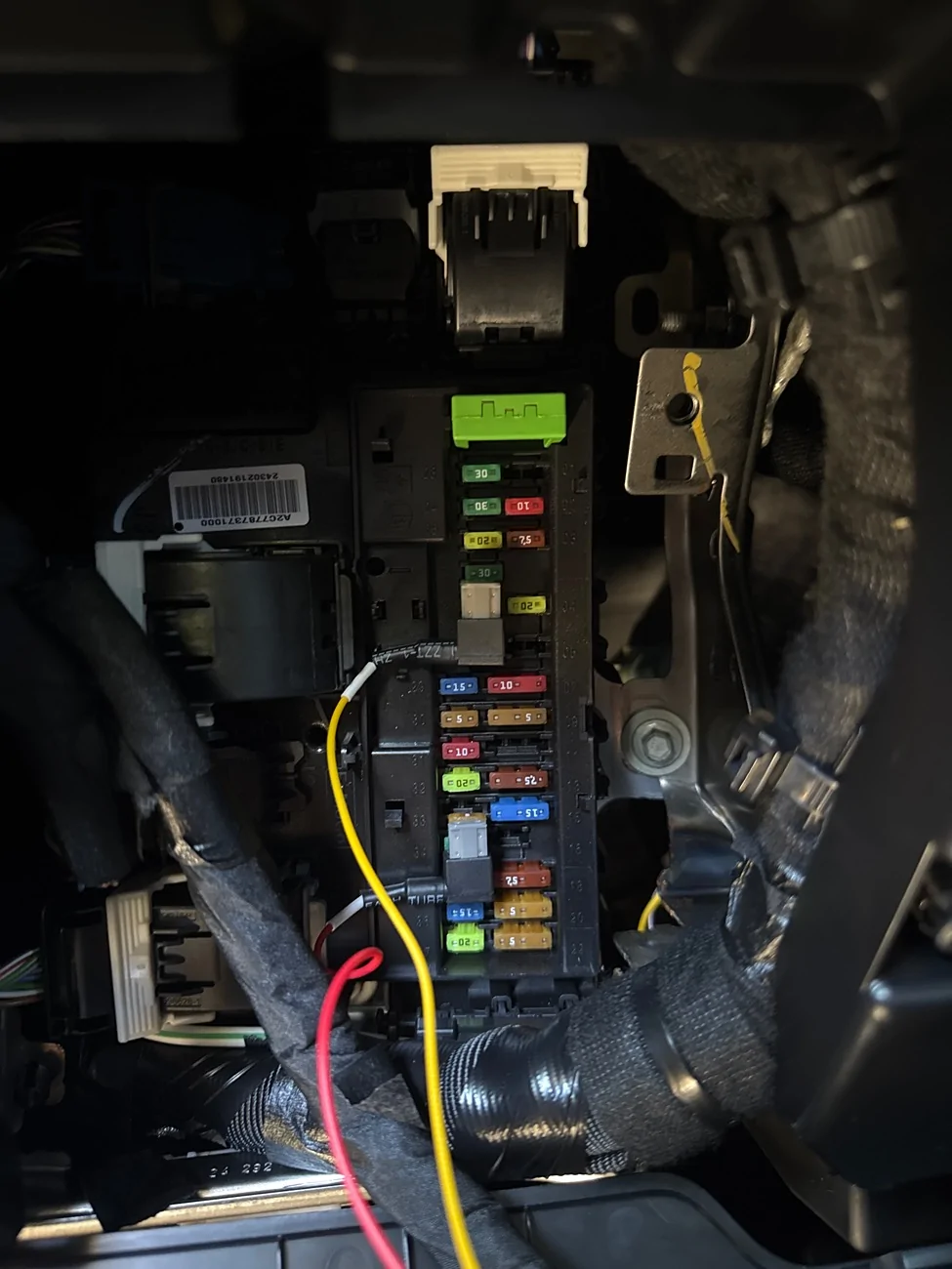 Ford Ranger Dash Cam Fuse Taps imag