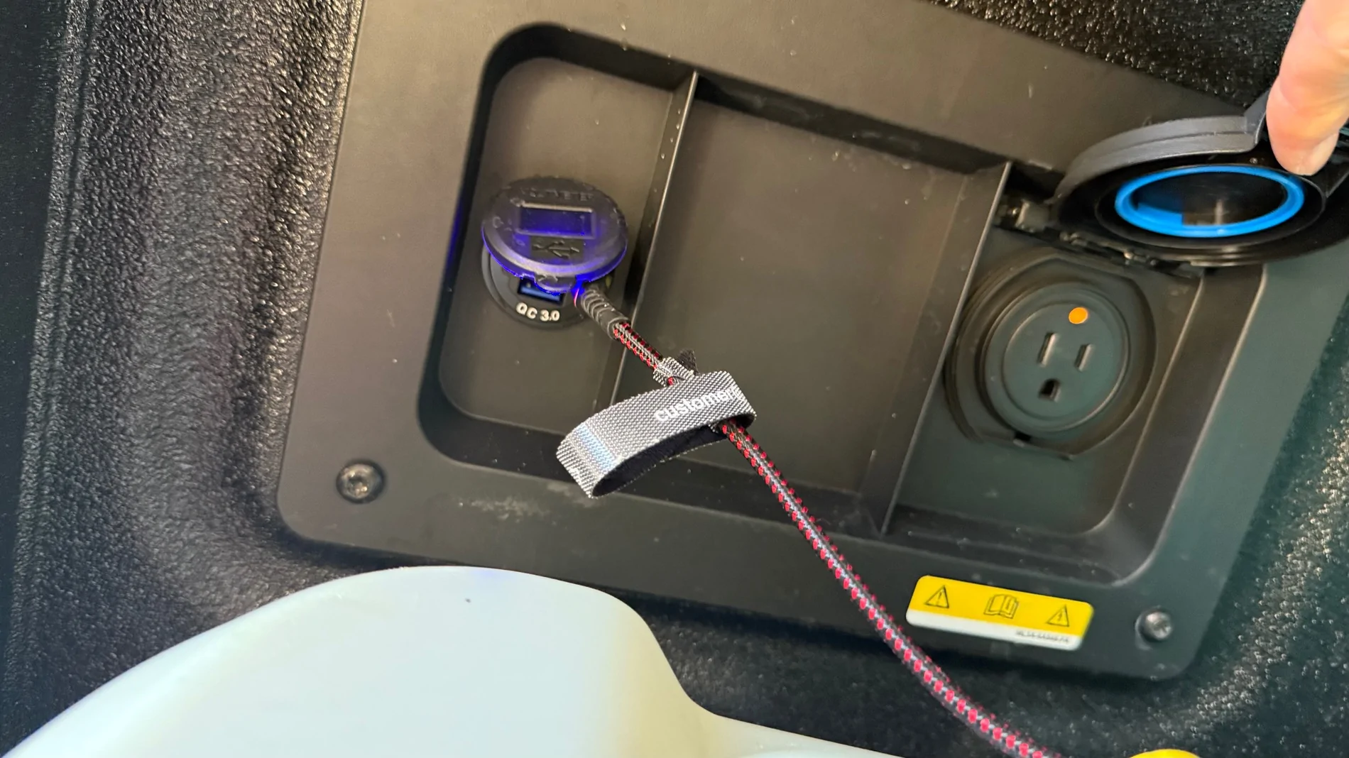 Ford Ranger 110v plug help IMG_0415