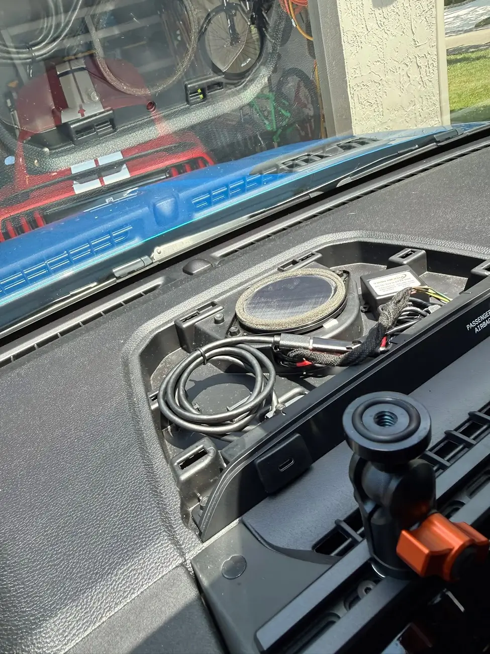 Ford Ranger Looking for a dash location for an aftermarket USB outlet 1755150784872-0i