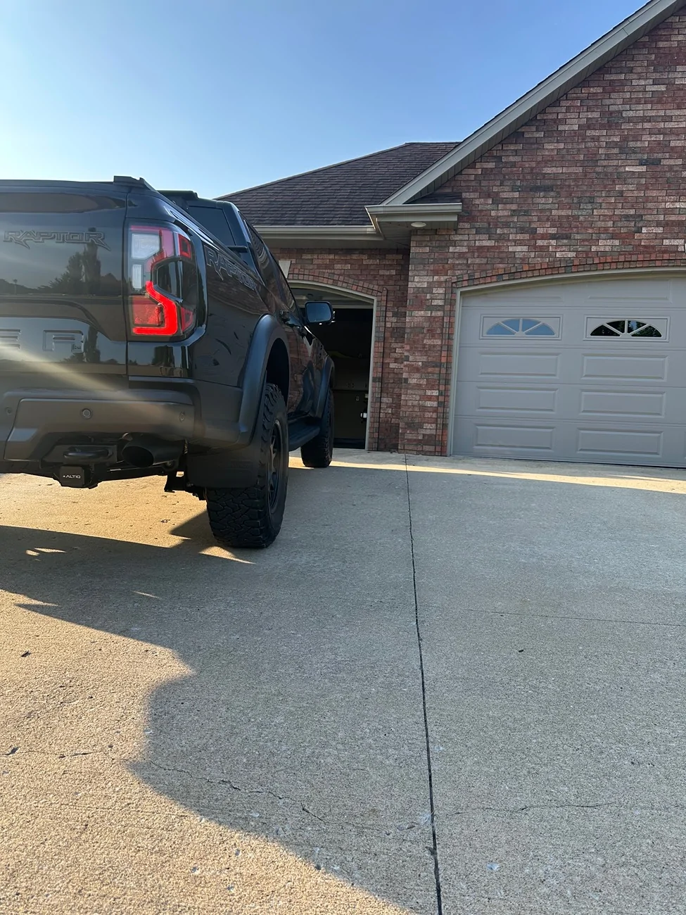 Ford Ranger RR wheel alignment, OEM tires ,wheel balance and steering wheel vibrations IMG_6433