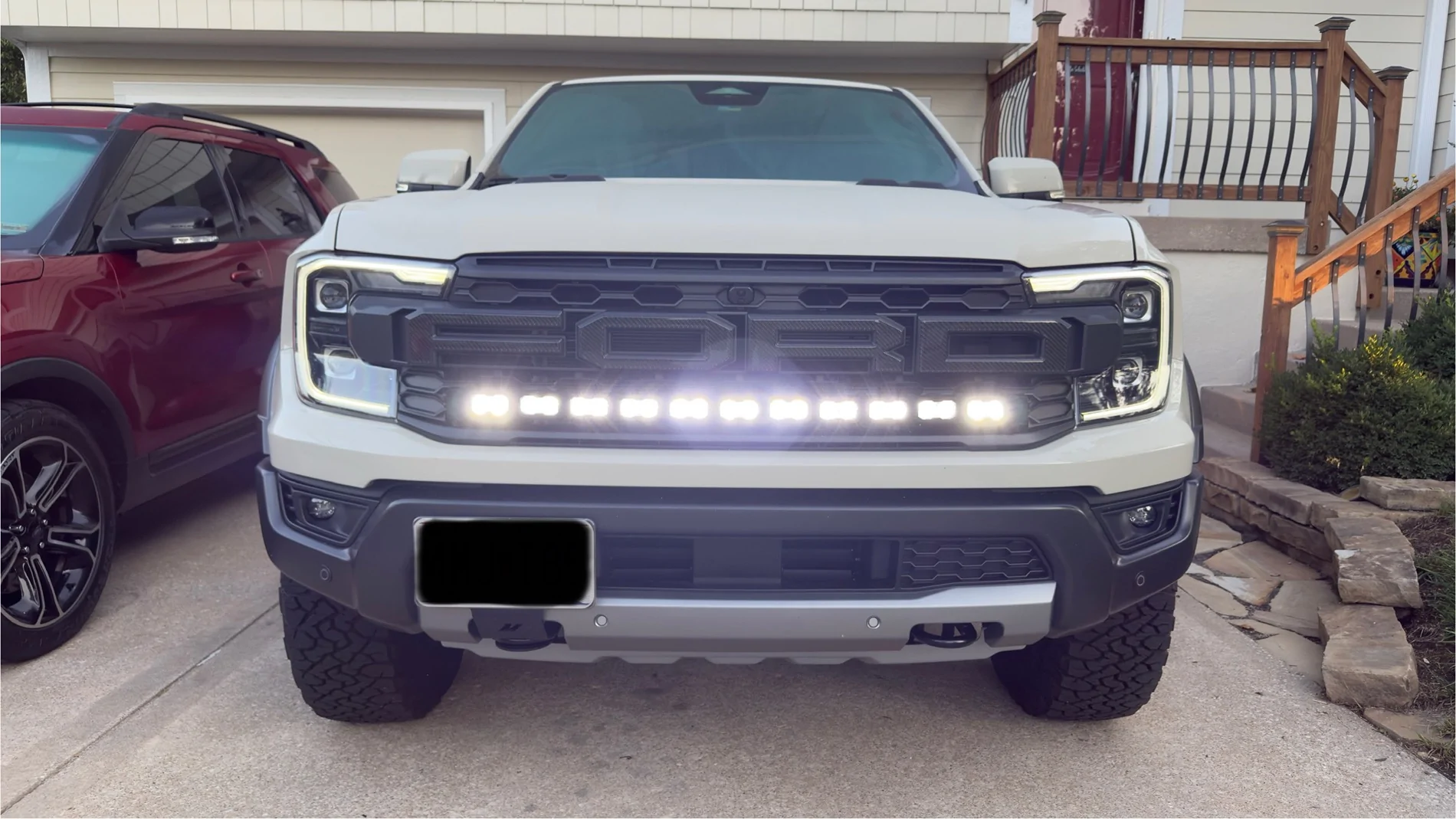 Ford Ranger M&R 40" Light Bar Pro (Ranger Raptor) installed IMG_5101