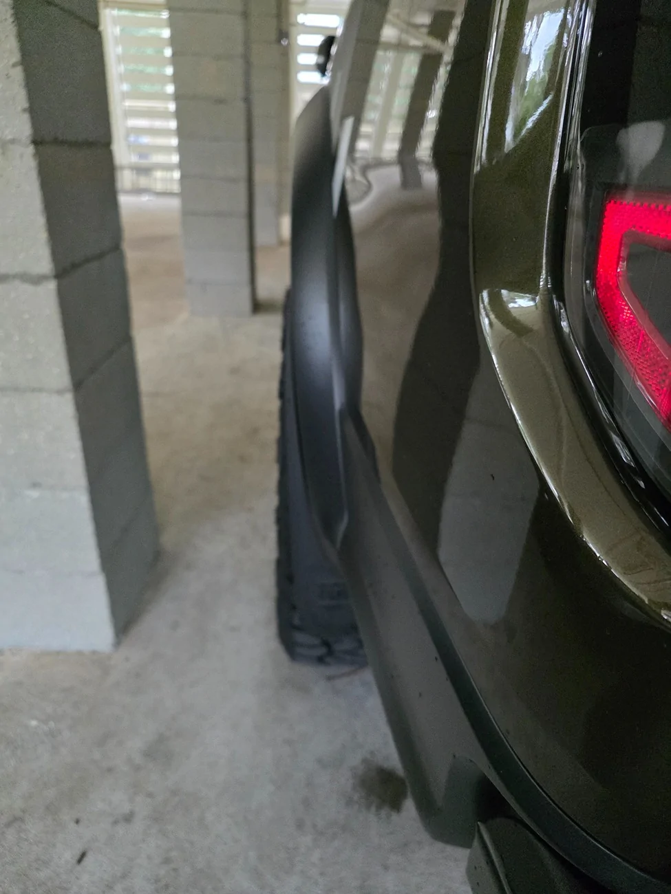 Ford Ranger Ranger Raptor on 20" +35mm Vossen wheels, Nitto 295/55R20, FMC 1.5 Level... I know not everyone's type but she's my type 😁 20250822_144514