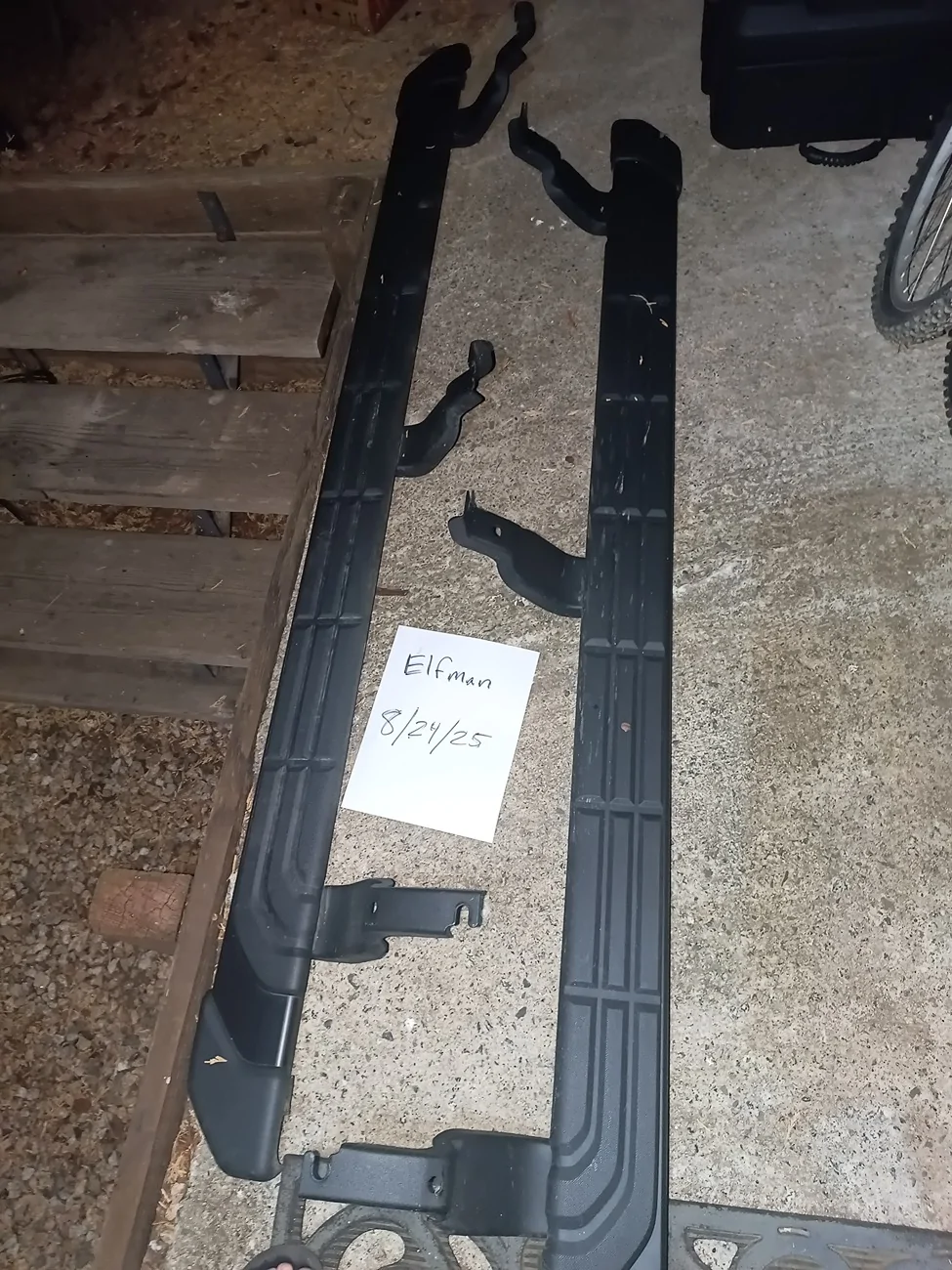 Ford Ranger 2024 OEM Ranger Lariat running boards IMG_20250824_213348_524