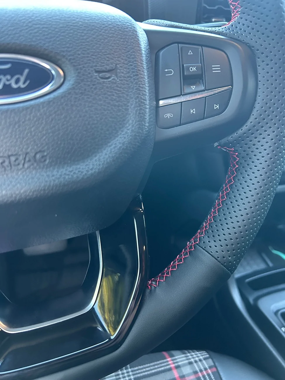 Ford Ranger New to the 6G community, steering wheel cover installed pics! IMG_8023