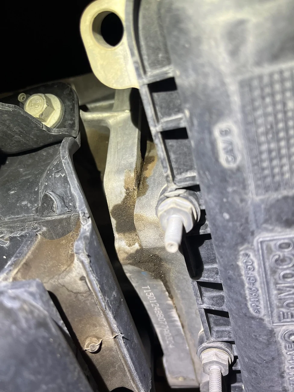 Ford Ranger 2024 Ranger 2.3L 4x4 multiple leaks 10k miles IMG_7891