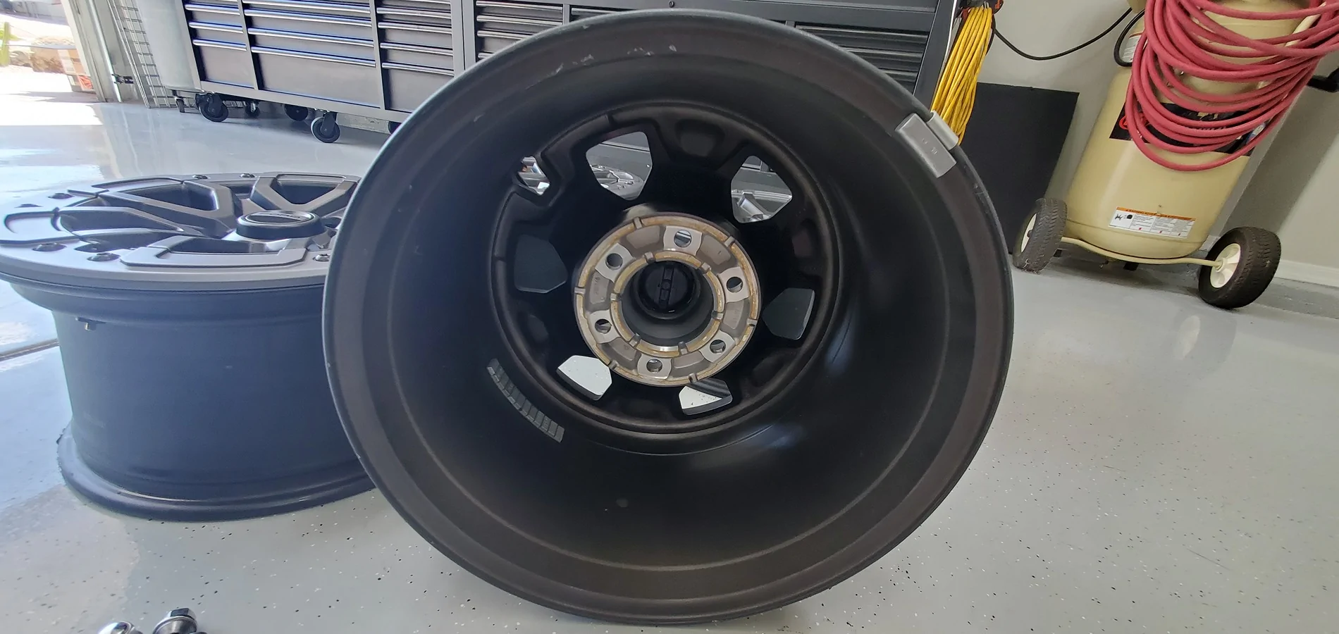 Ford Ranger Set of (4) Factory OEM 2025 Ranger Raptor Bead lock Capable Wheels 20250905_130840