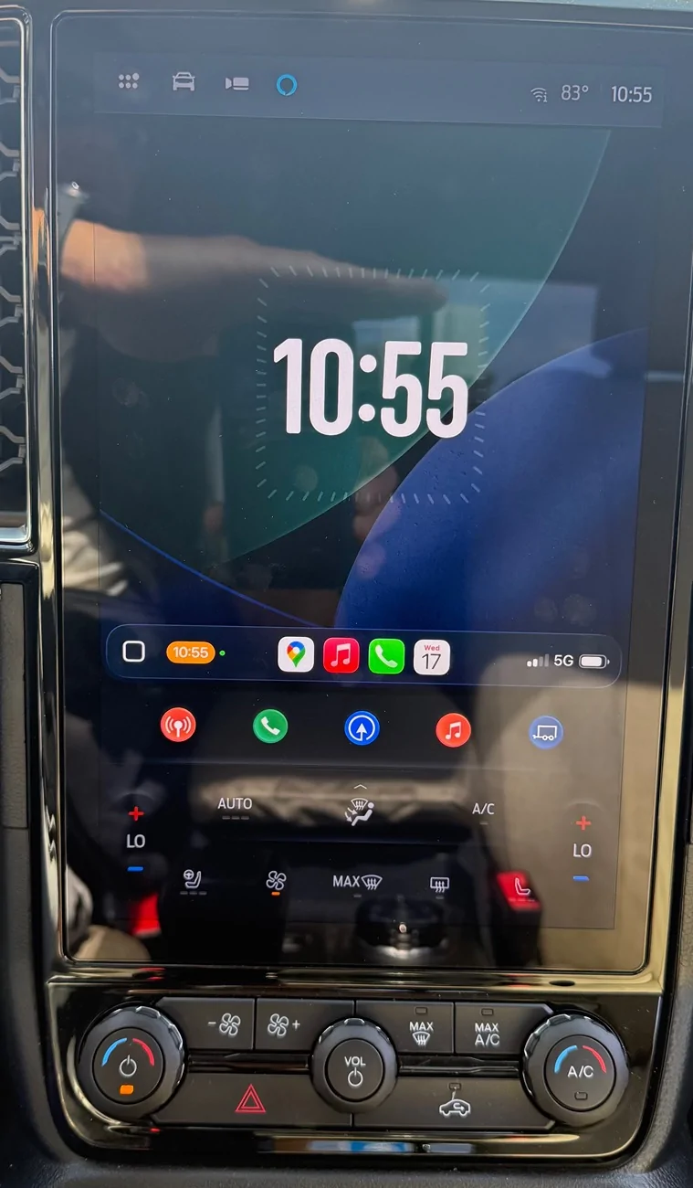 Ford Ranger Apple IOS 26 pretty cool - we finally got CarPlay widgets (clocks, weather and more) IMG_0877