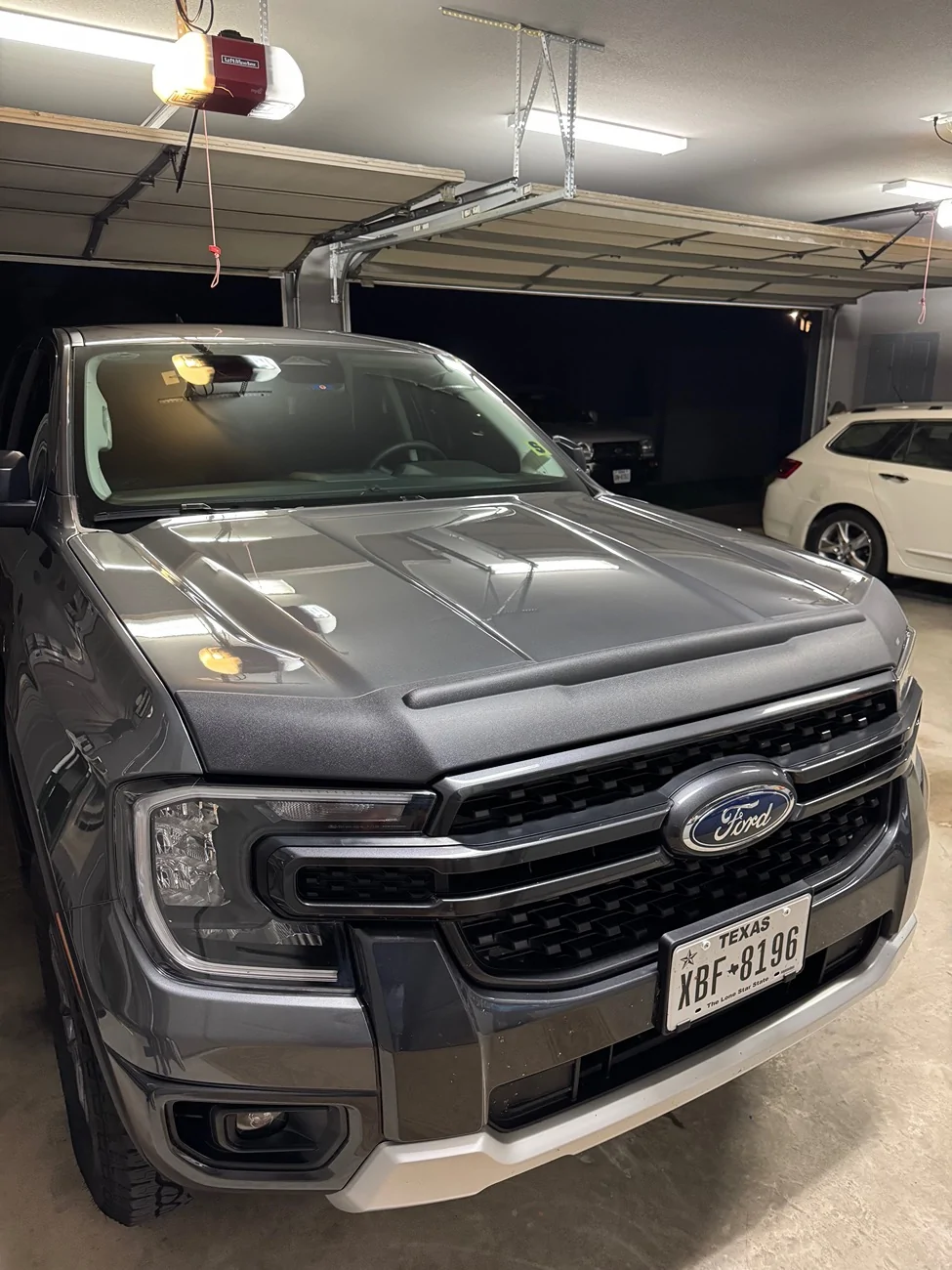 Ford Ranger Aeroskin II Deflector IMG_0746