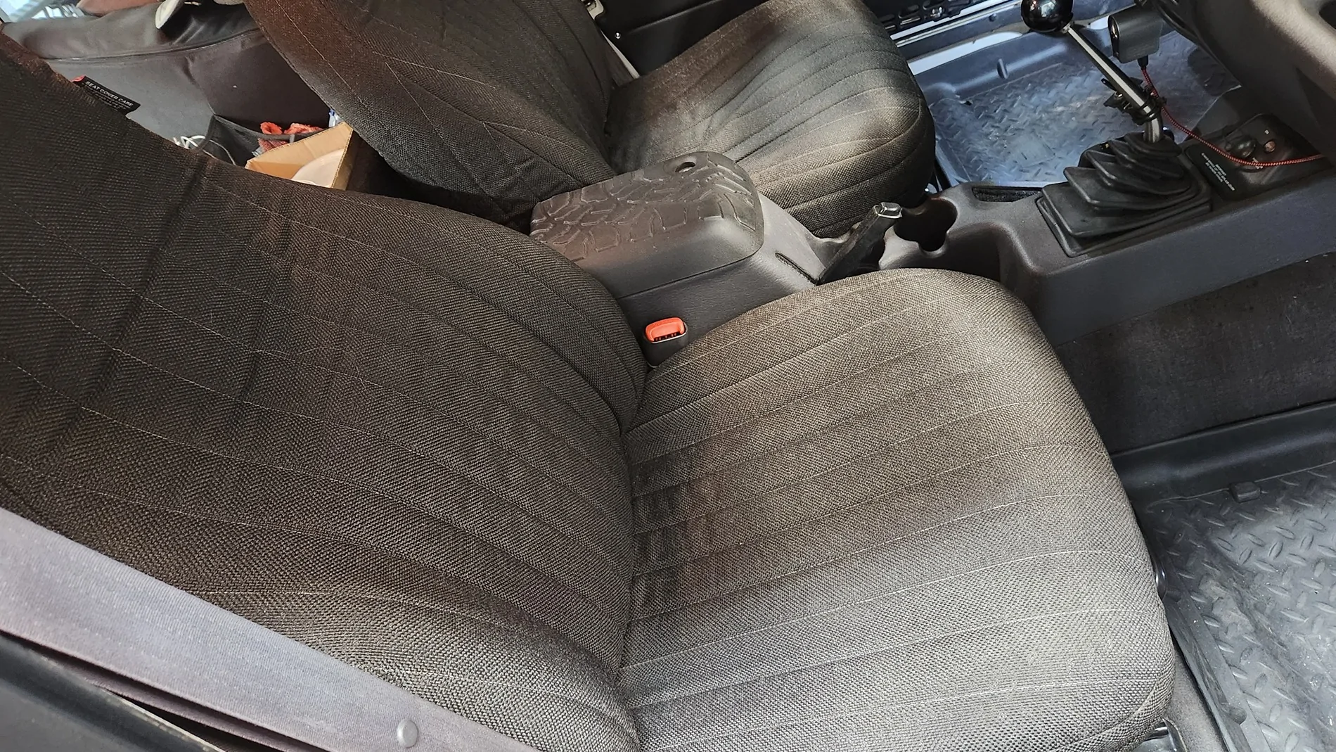 Ford Ranger Getting in and out (especially out) of the Ranger Raptor … what’s your trick? Jeep seat covers2