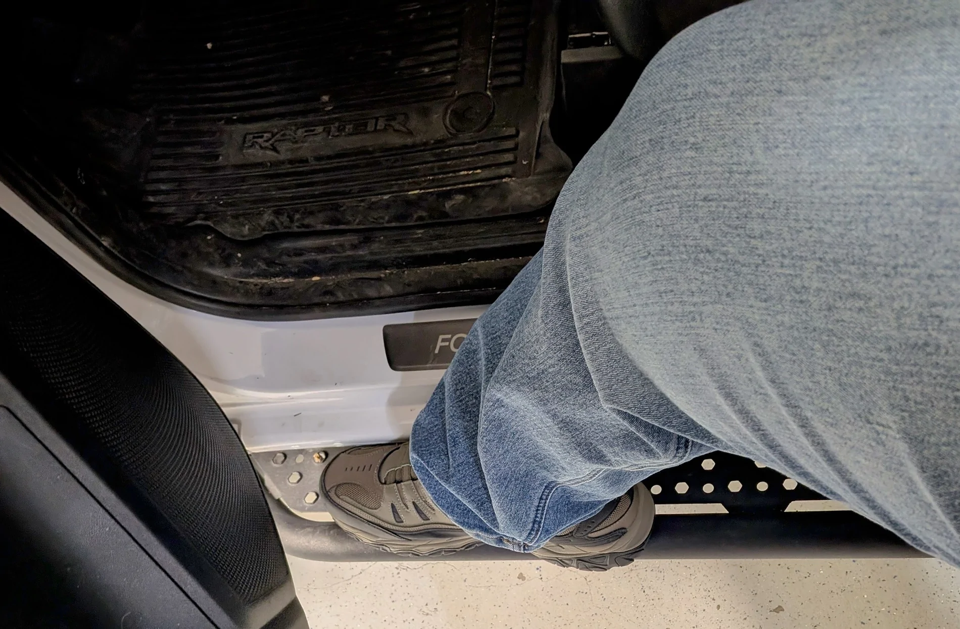 Ford Ranger Getting in and out (especially out) of the Ranger Raptor … what’s your trick? Rhino D6 (1)