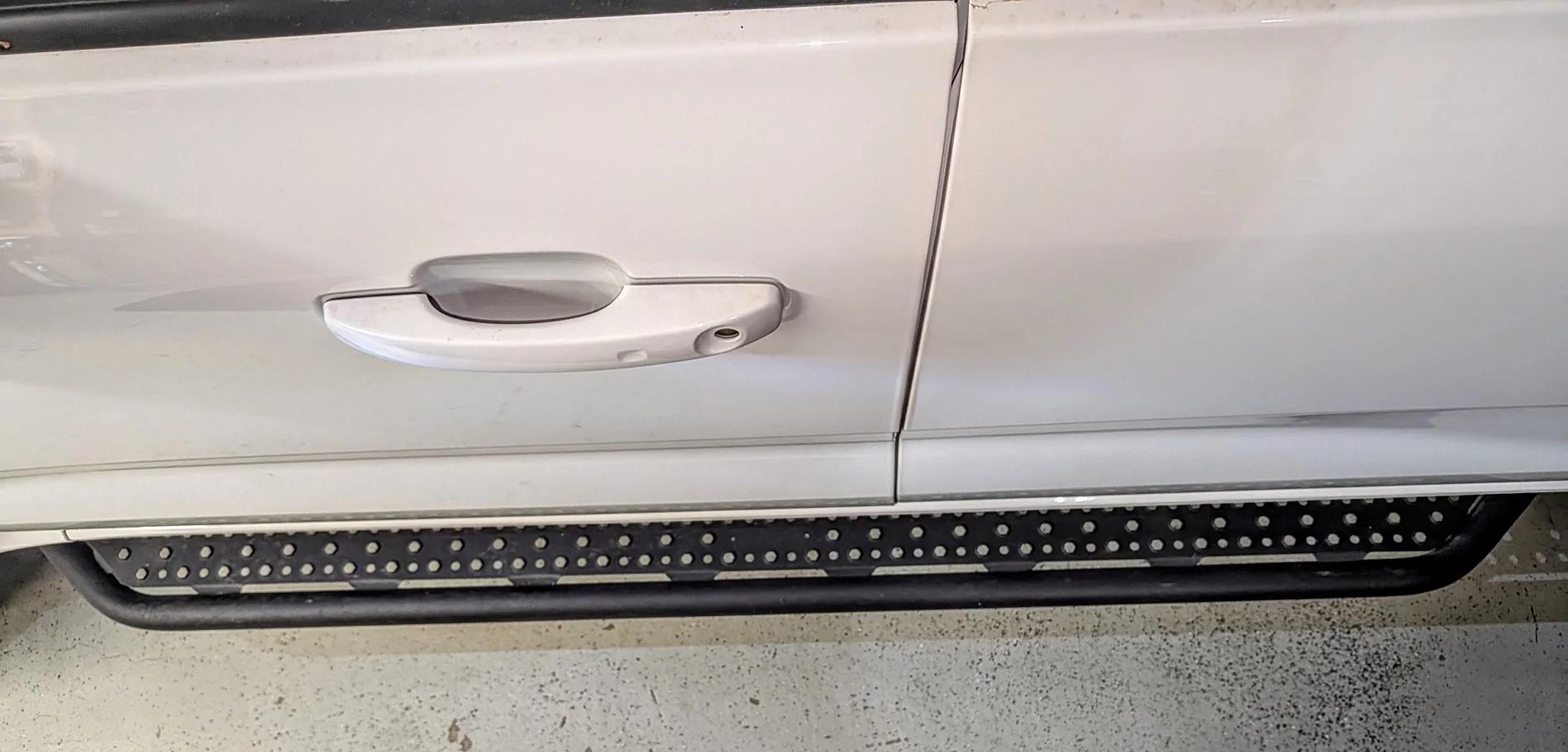 Ford Ranger Getting in and out (especially out) of the Ranger Raptor … what’s your trick? Rhino D6 (5)