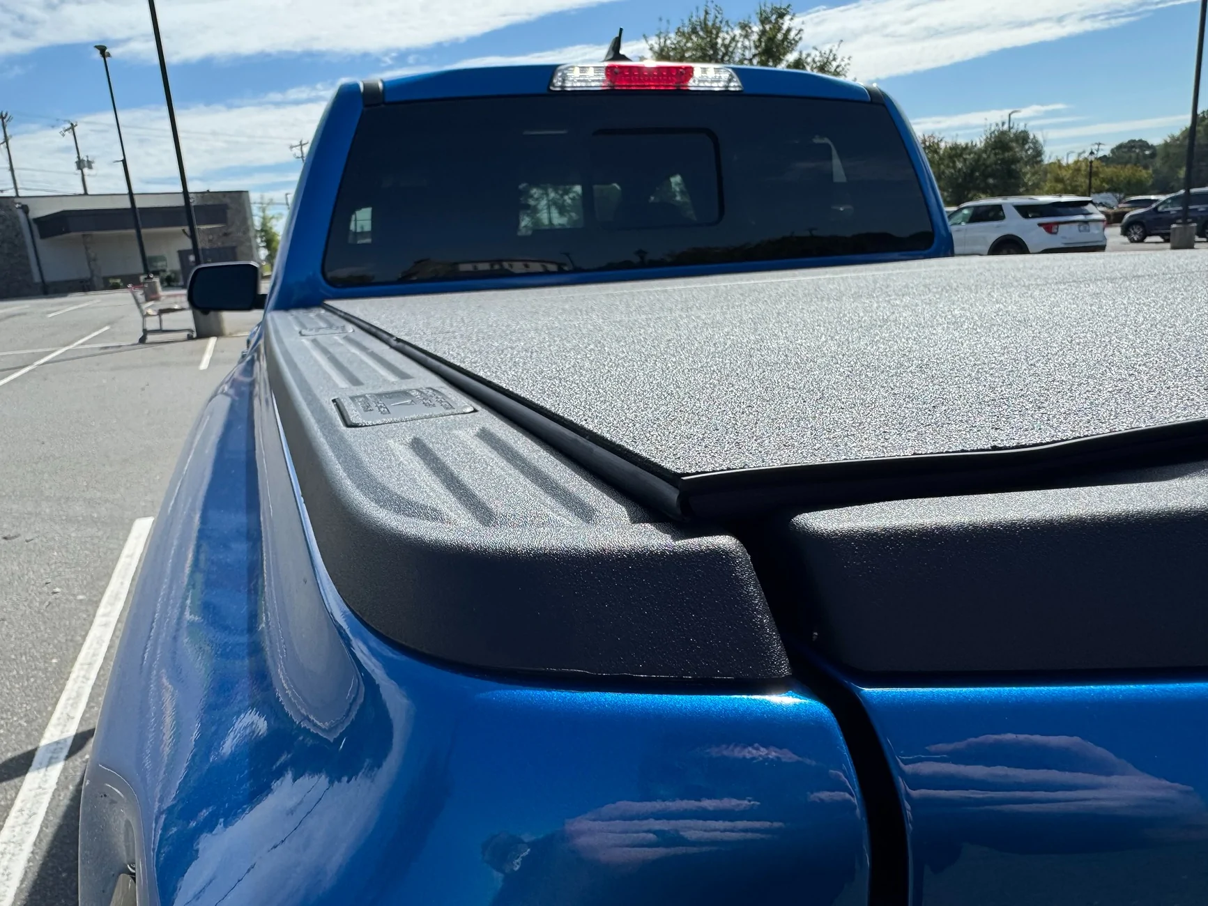 Ford Ranger Leaking Lomax Trifold on Ranger Raptor IMG_7659