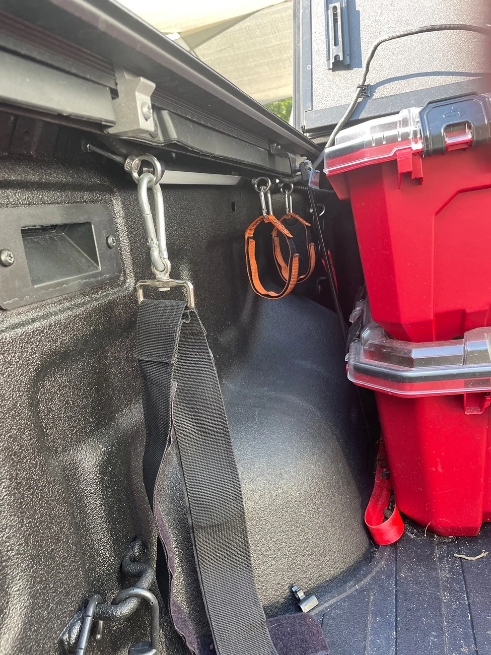 Ford Ranger New anchors in bed imag