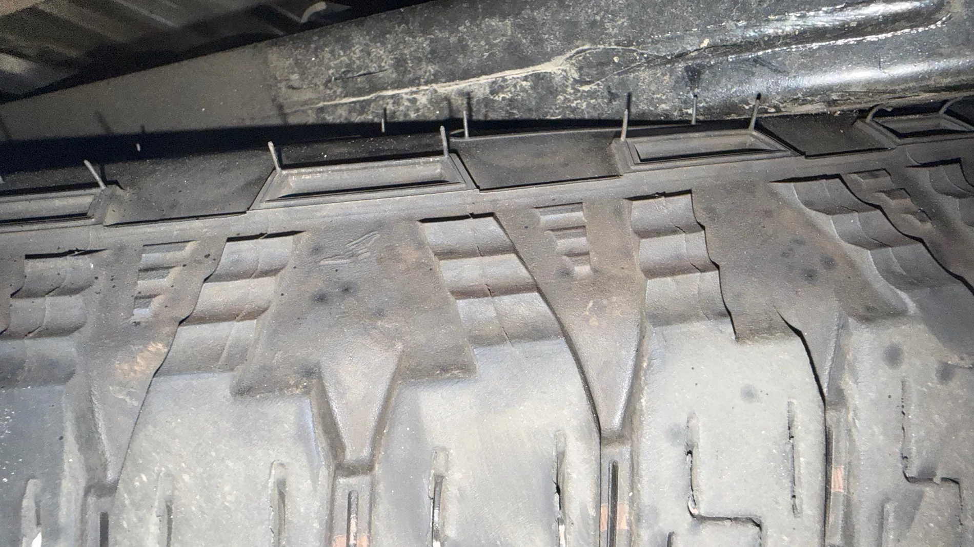 Ford Ranger 2025 XLT - Replacing stock spare - ground clearance IMG_1041