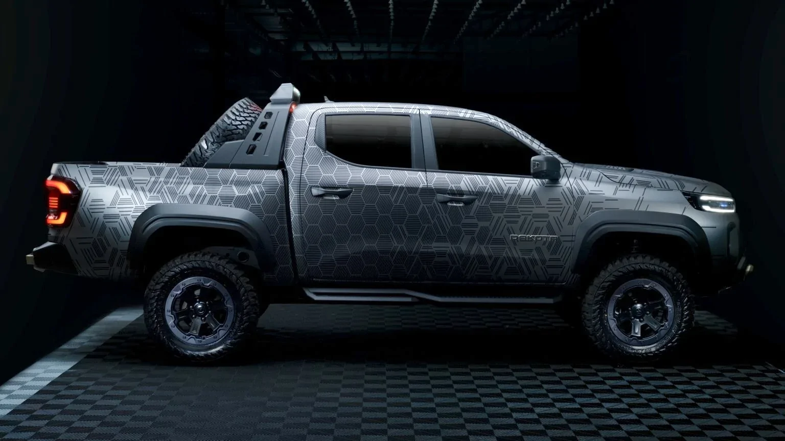 Ford Ranger New Rival: RAM DAKOTA midsize pickup revealed 1760923118847-fq