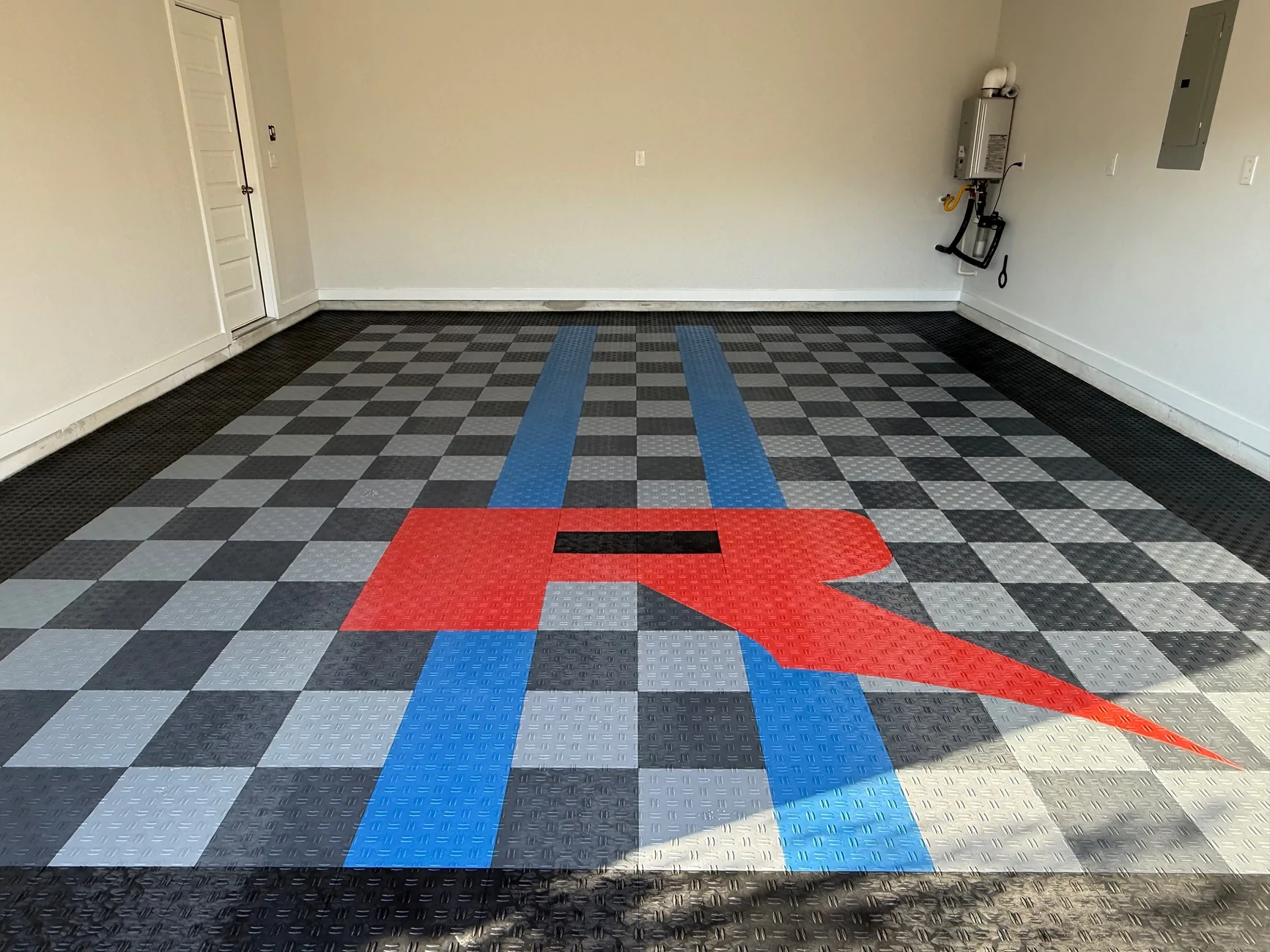 Ford Ranger Raptor Theme Garage Floor 🦖 IMG_3347