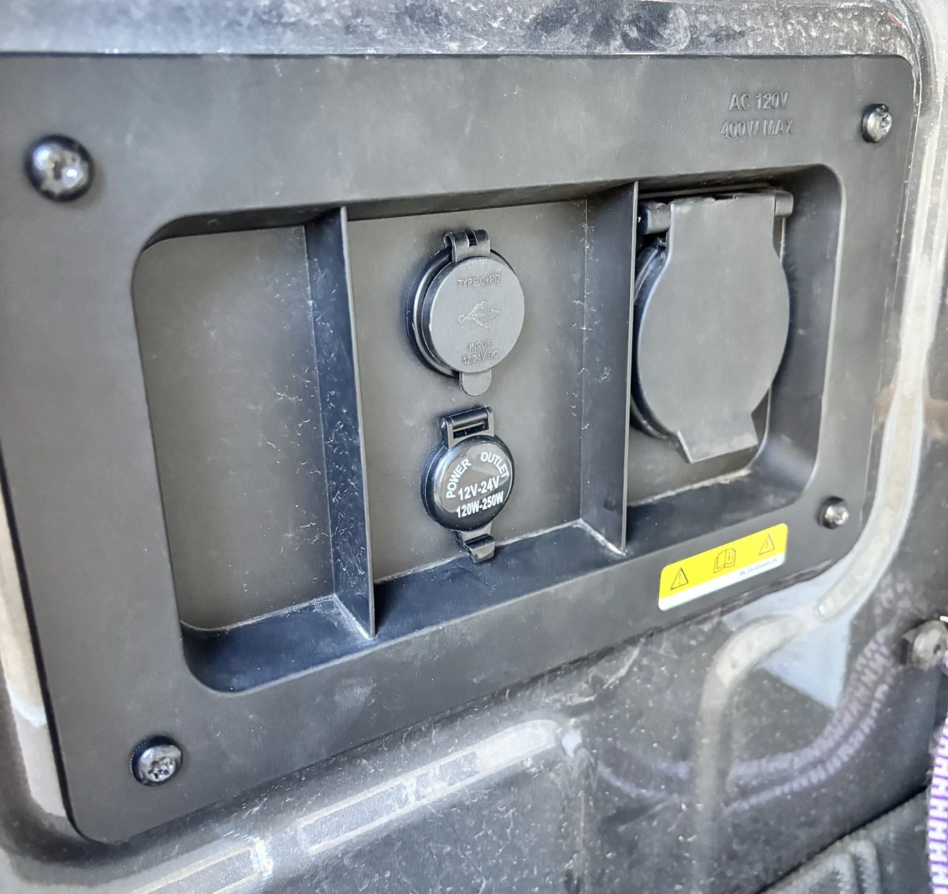 Ford Ranger 2025 Ranger - Bed 12 Volt Outlet - Final Update IMG_0056