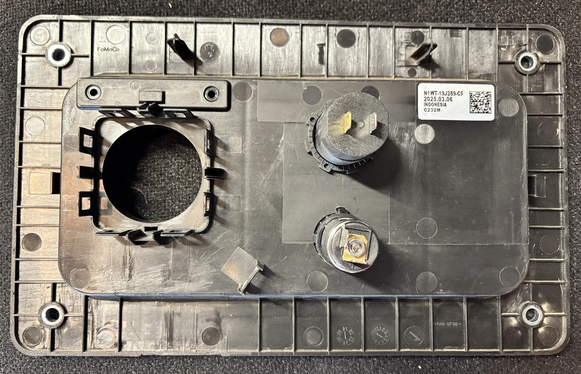 Ford Ranger 2025 Ranger - Bed 12 Volt Outlet - Final Update IMG_0053
