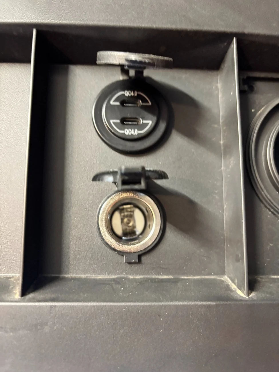 Ford Ranger 2025 Ranger - Bed 12 Volt Outlet - Final Update IMG_0054